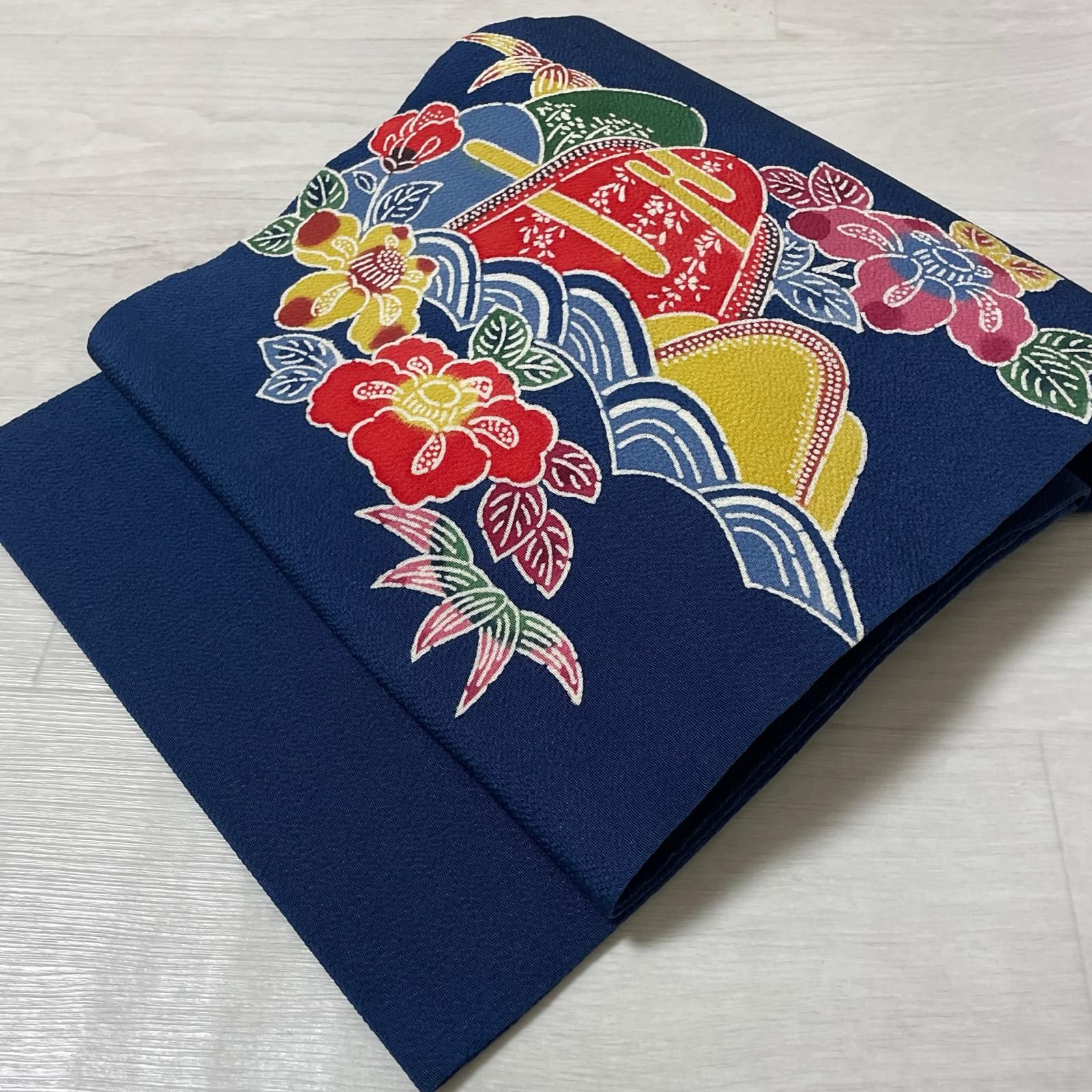 名古屋帯 型染め ちりめん 椿 山にエ霞 九寸 正絹 着物 X-4144