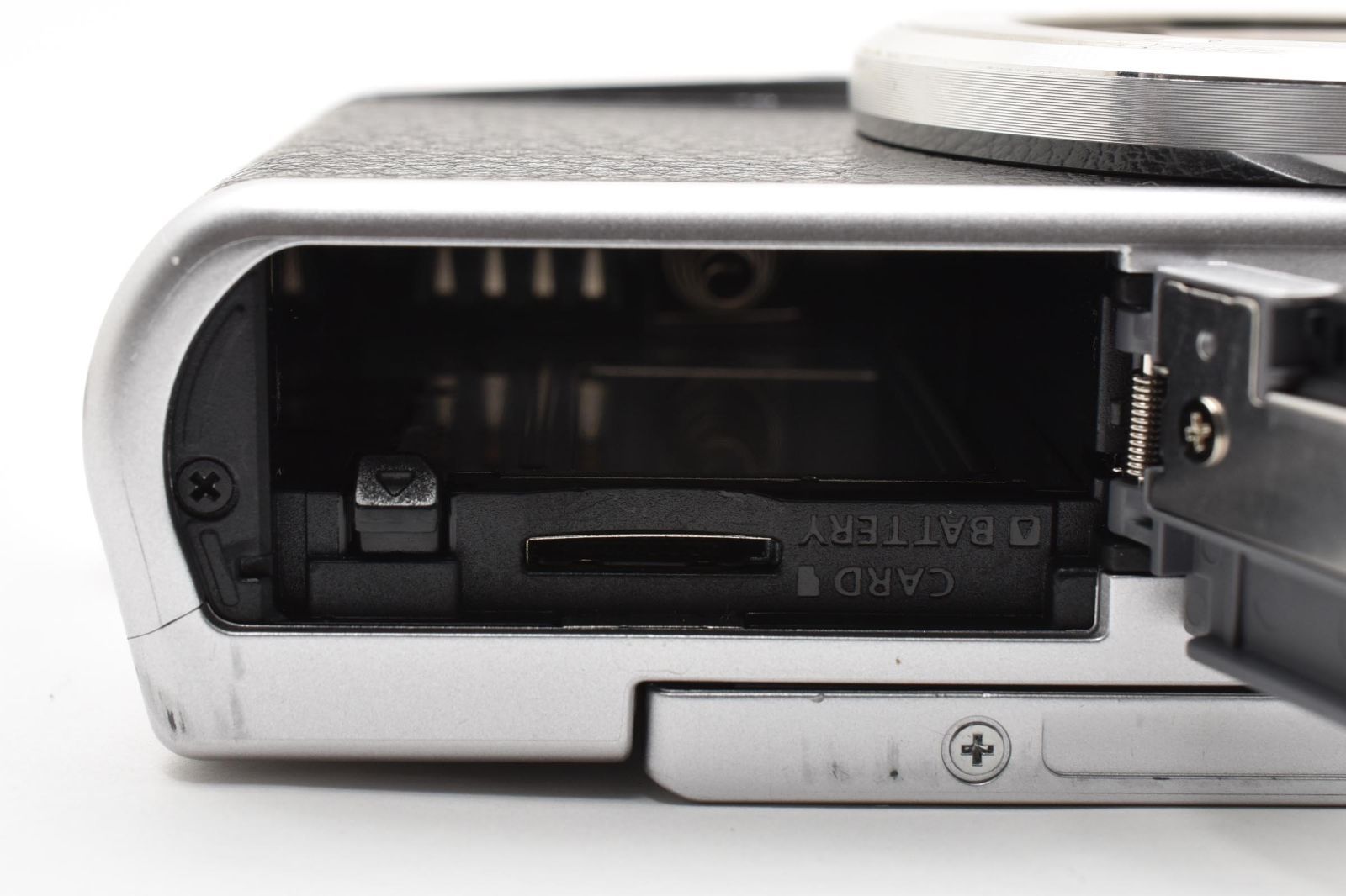 ☆良品☆ パナソニック Panasonic LUMIX GF9 ボディ DC-GF9 シルバー