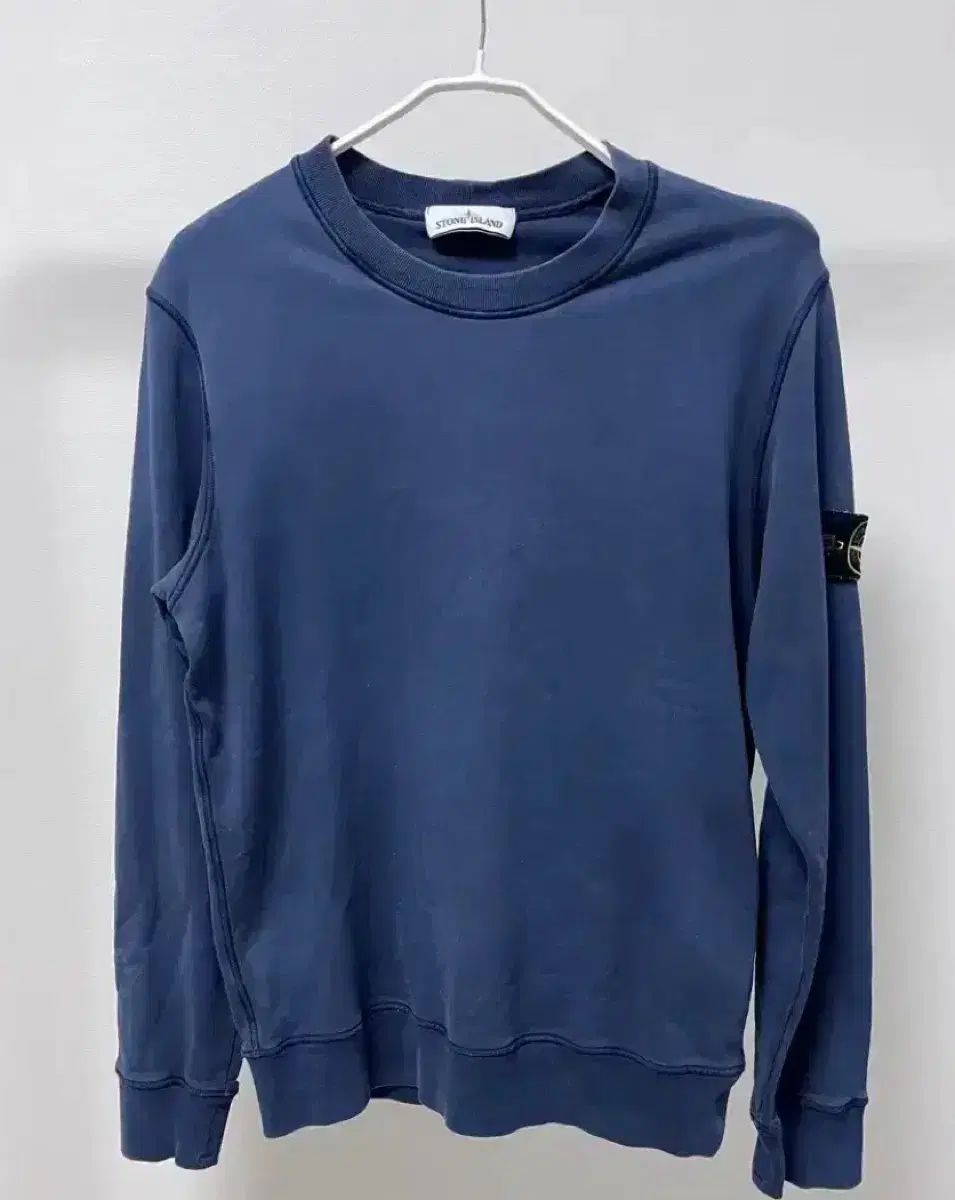 Lサイズ STONE ISLAND ストーンアイランド ネイビー スウェット