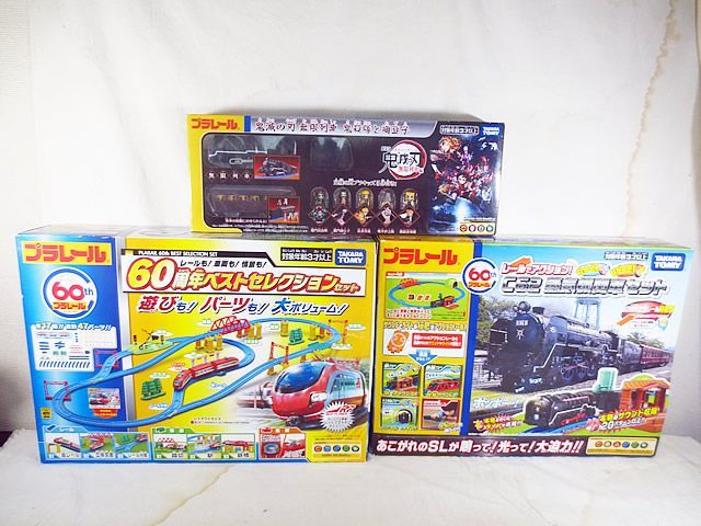 新品　タカラトミー　プラレール　60周年ベストセレクションセット C62蒸気機関車セット　鬼滅の刃 無限列車 鬼殺隊とね豆子　未開封