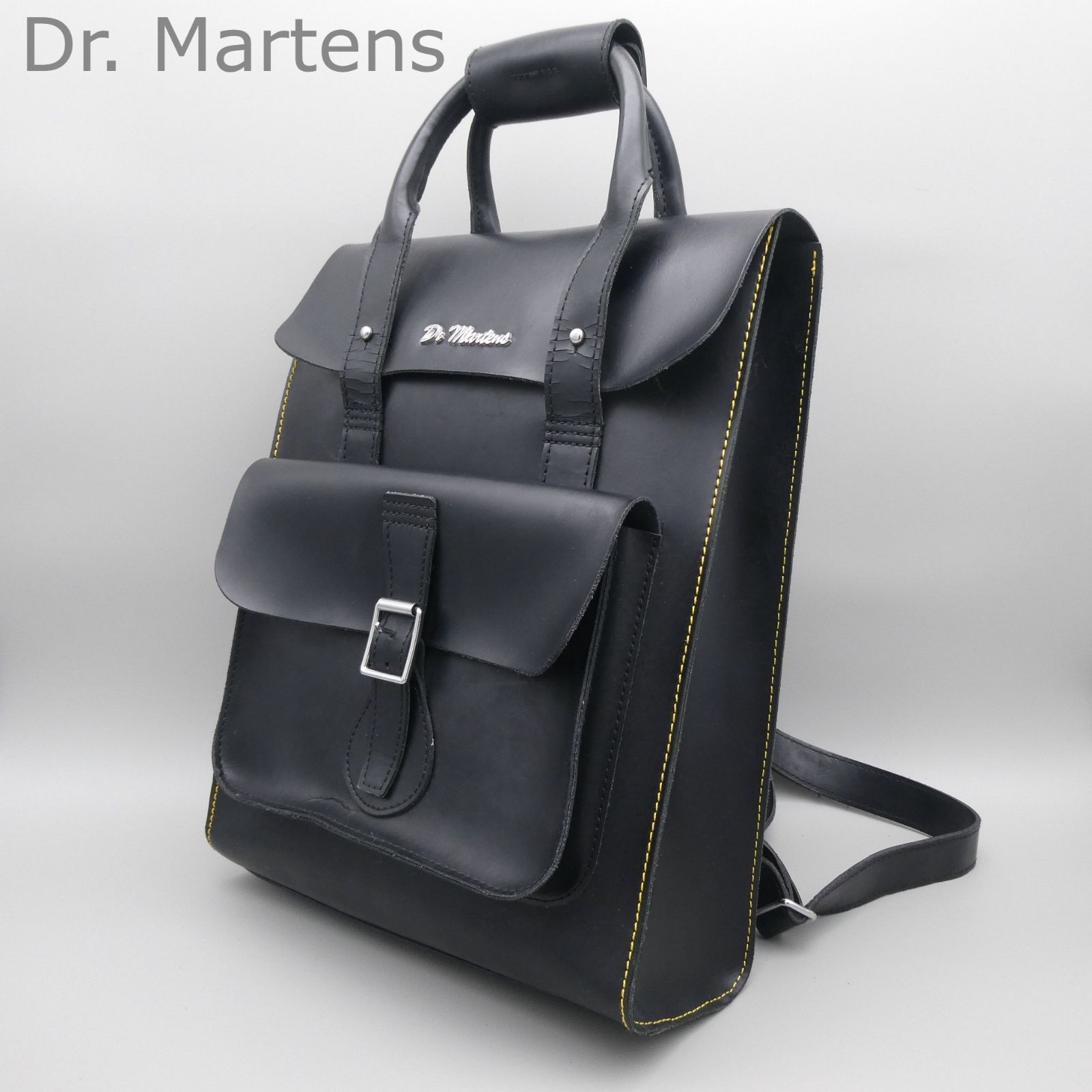 Dr.Martens ドクターマーチン スモールレザーバックパック リュックサック バックパック 本革 牛革 レザー A4サイズ収納可 イエローステッチ AB100001 ブラック 黒 メンズ レディース ユニセックス