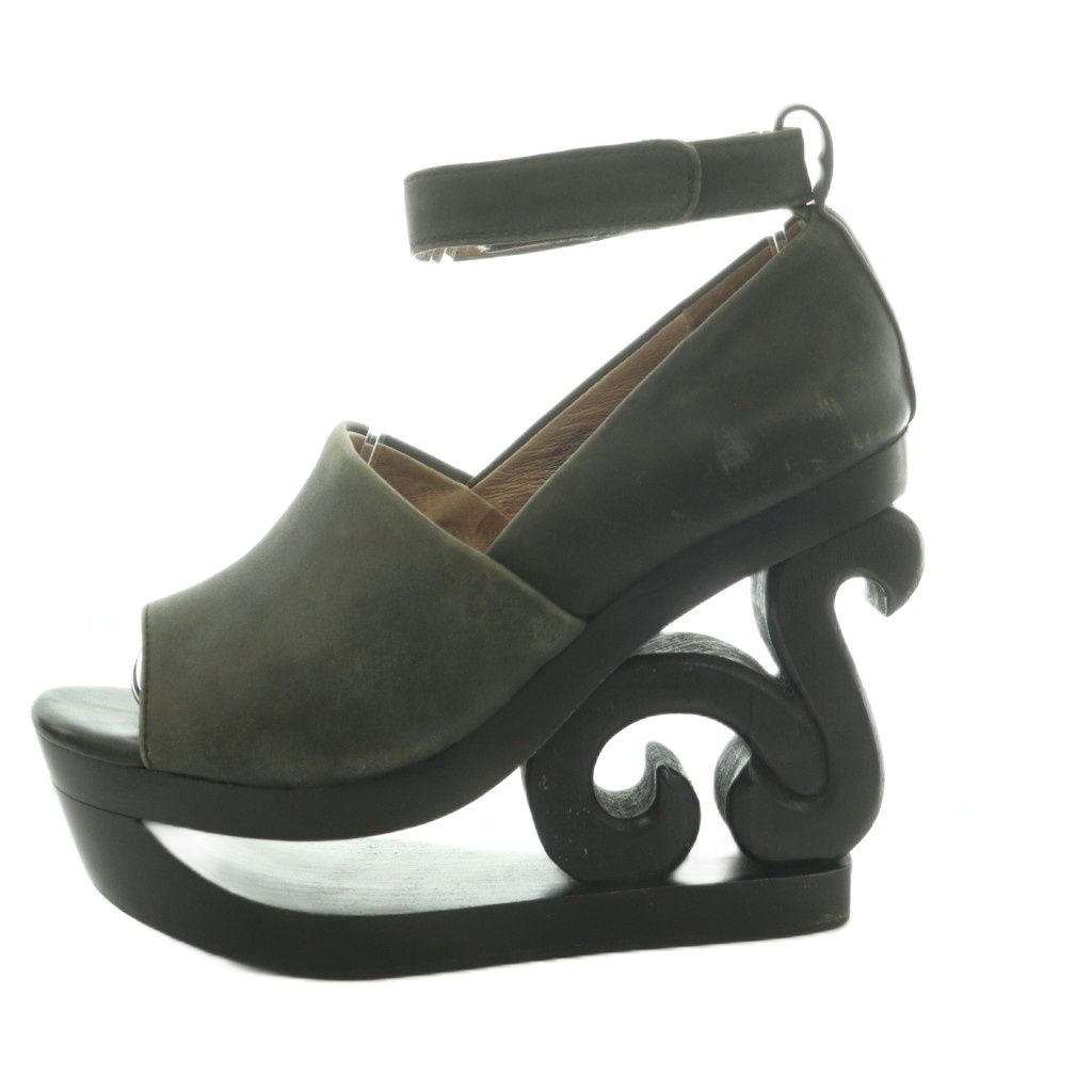 ジェフリーキャンベル Jeffrey Campbell スケートヒール サンダル