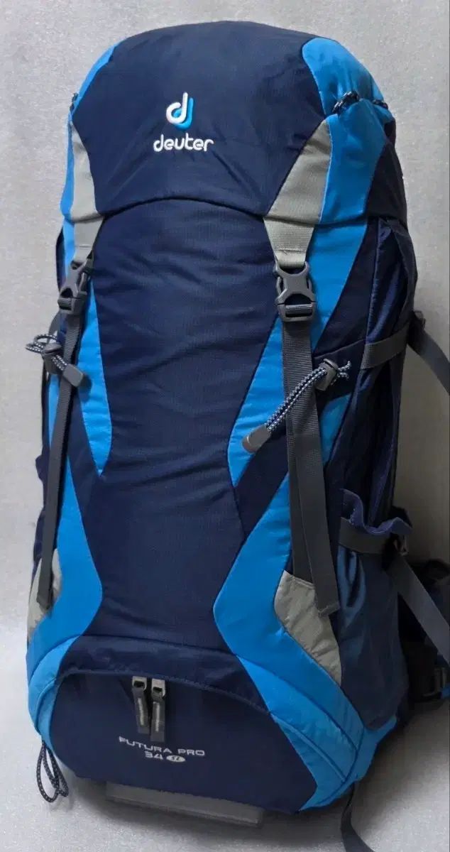 ドイター deuter プーさん トゥラ FUTURA PRO 34SL 登山 リュック 旅行 バックパック