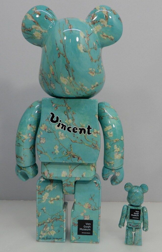 MEDICOMTOY BE@RBRICK Van Gogh Museum Almond Blossom 100%&400