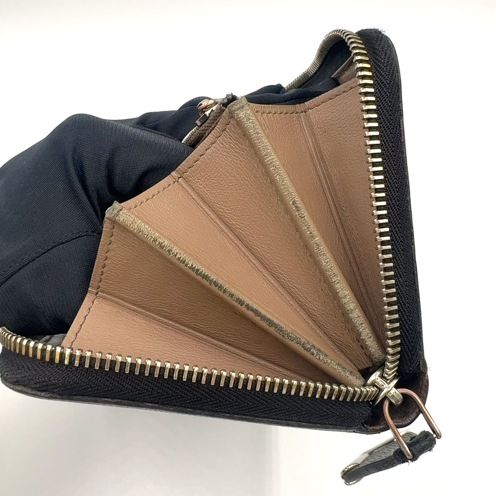 新着】LOUIS VUITTON ポルトフォイユ コメット パルナセア レザー