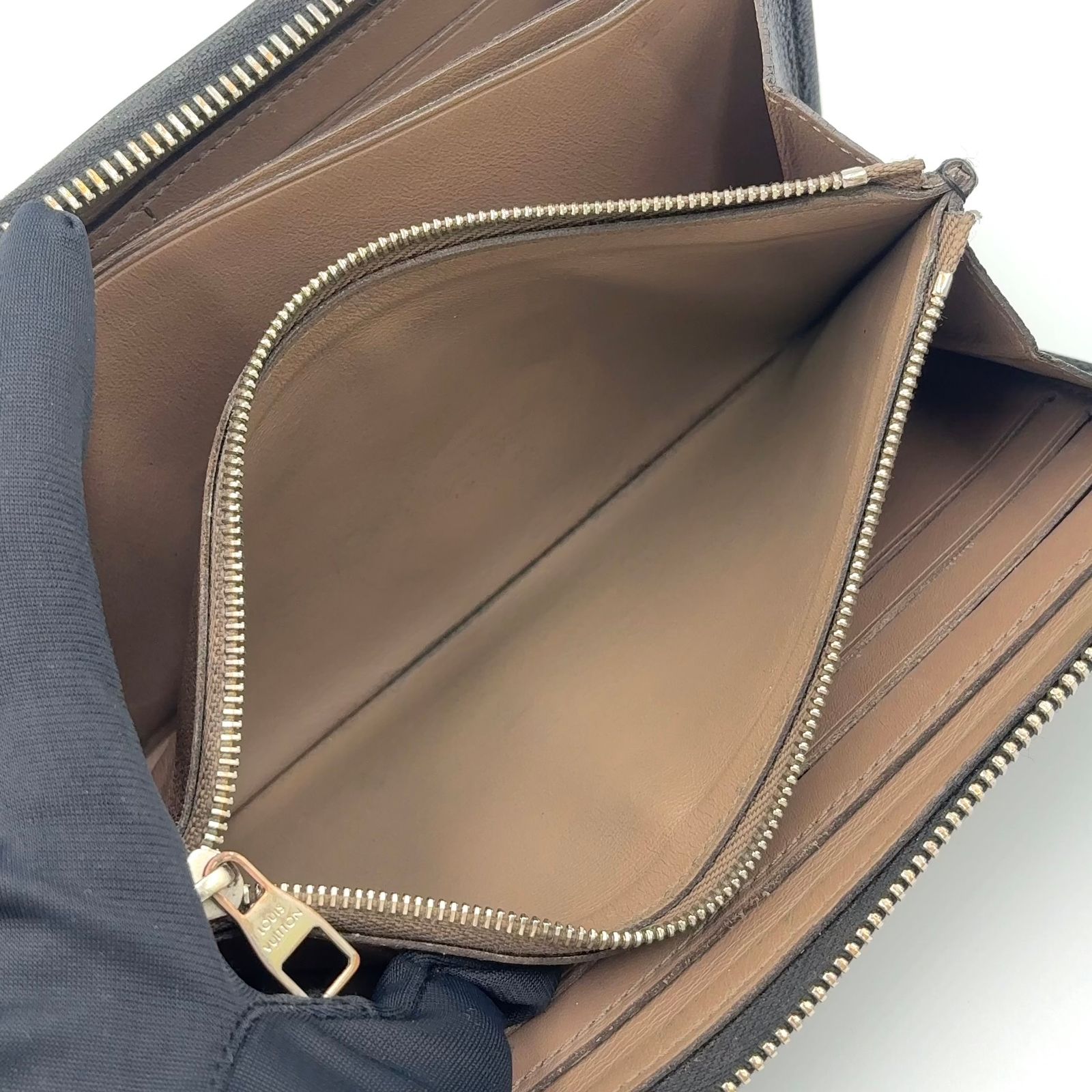 新着】LOUIS VUITTON ポルトフォイユ コメット パルナセア レザー
