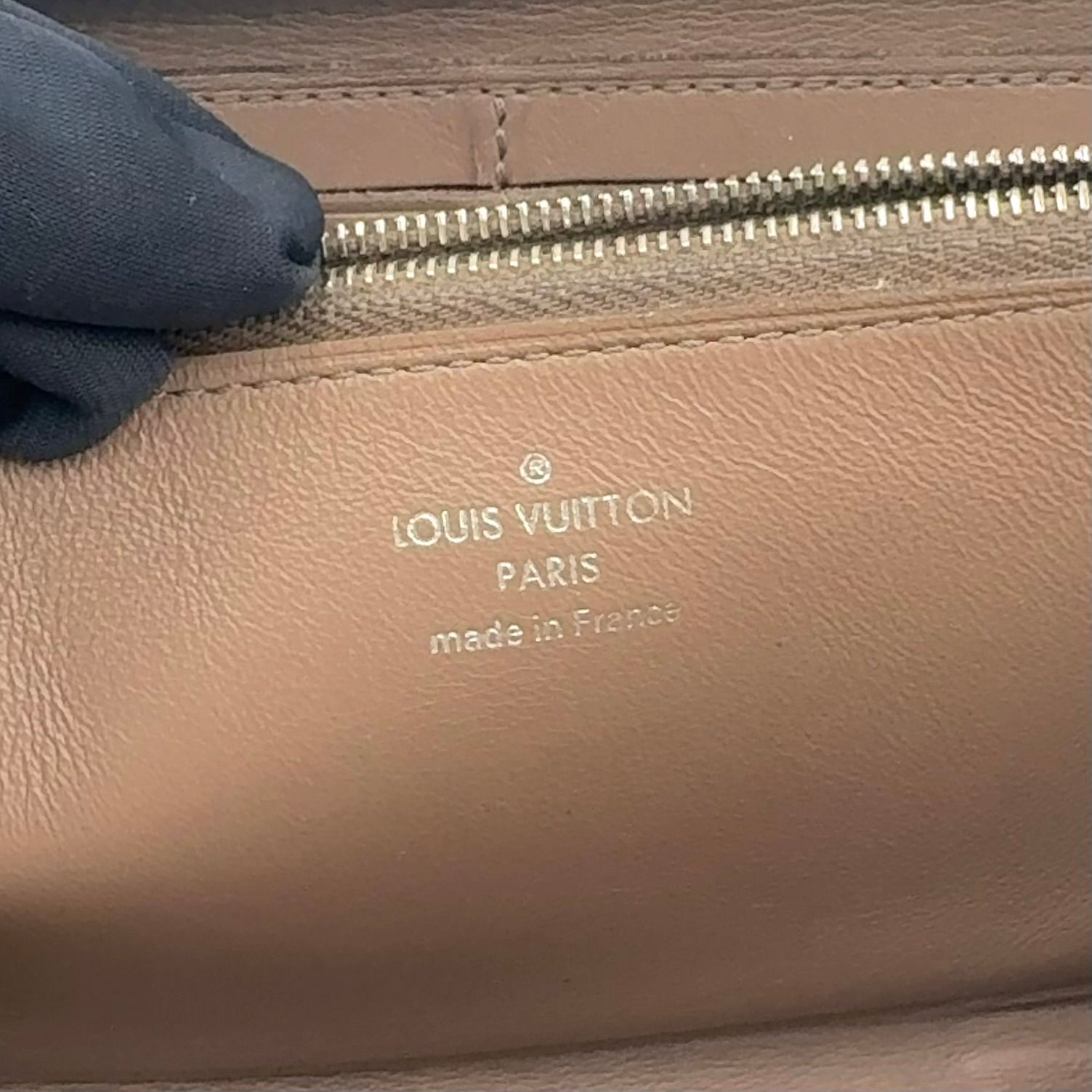 新着】LOUIS VUITTON ポルトフォイユ コメット パルナセア レザー