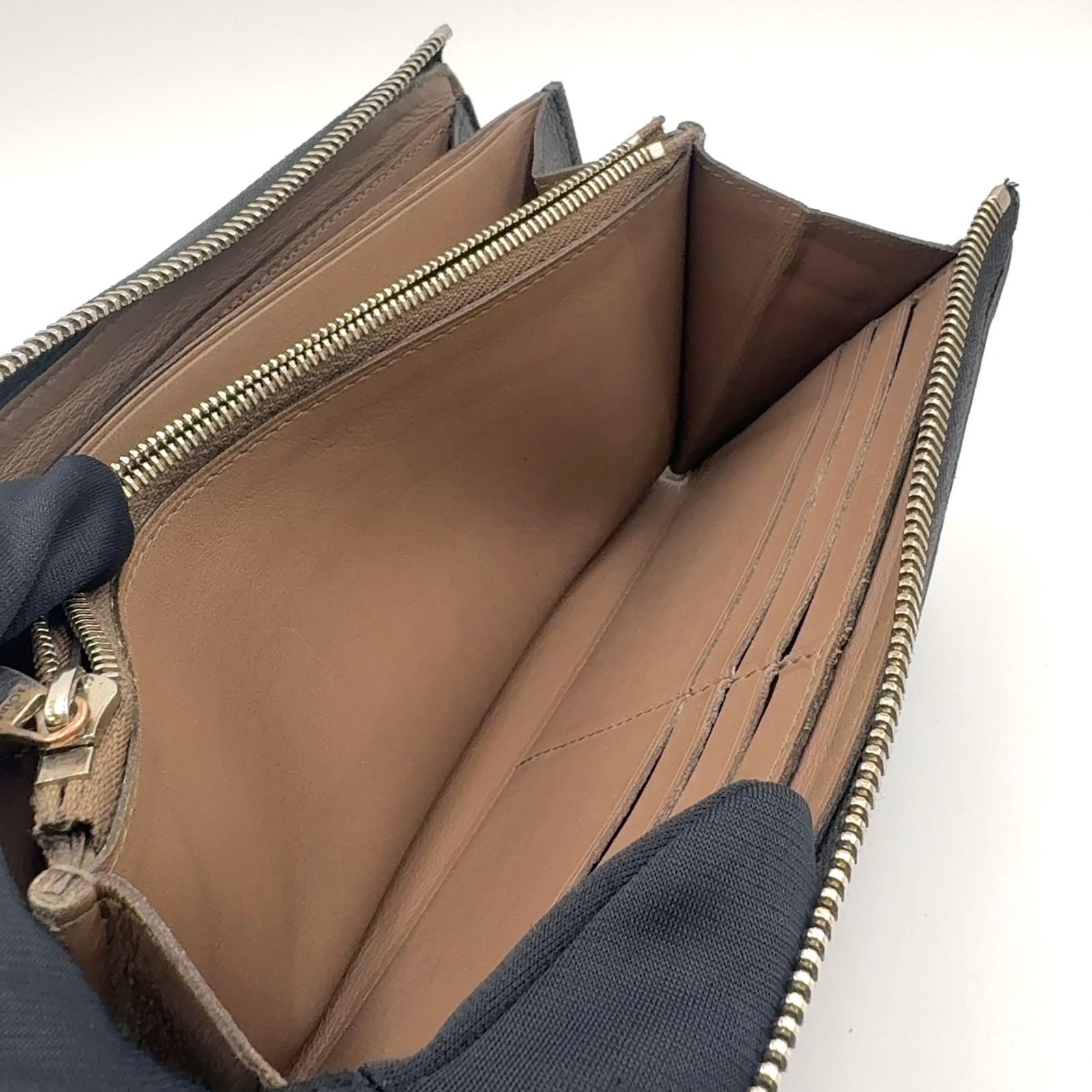 新着】LOUIS VUITTON ポルトフォイユ コメット パルナセア レザー