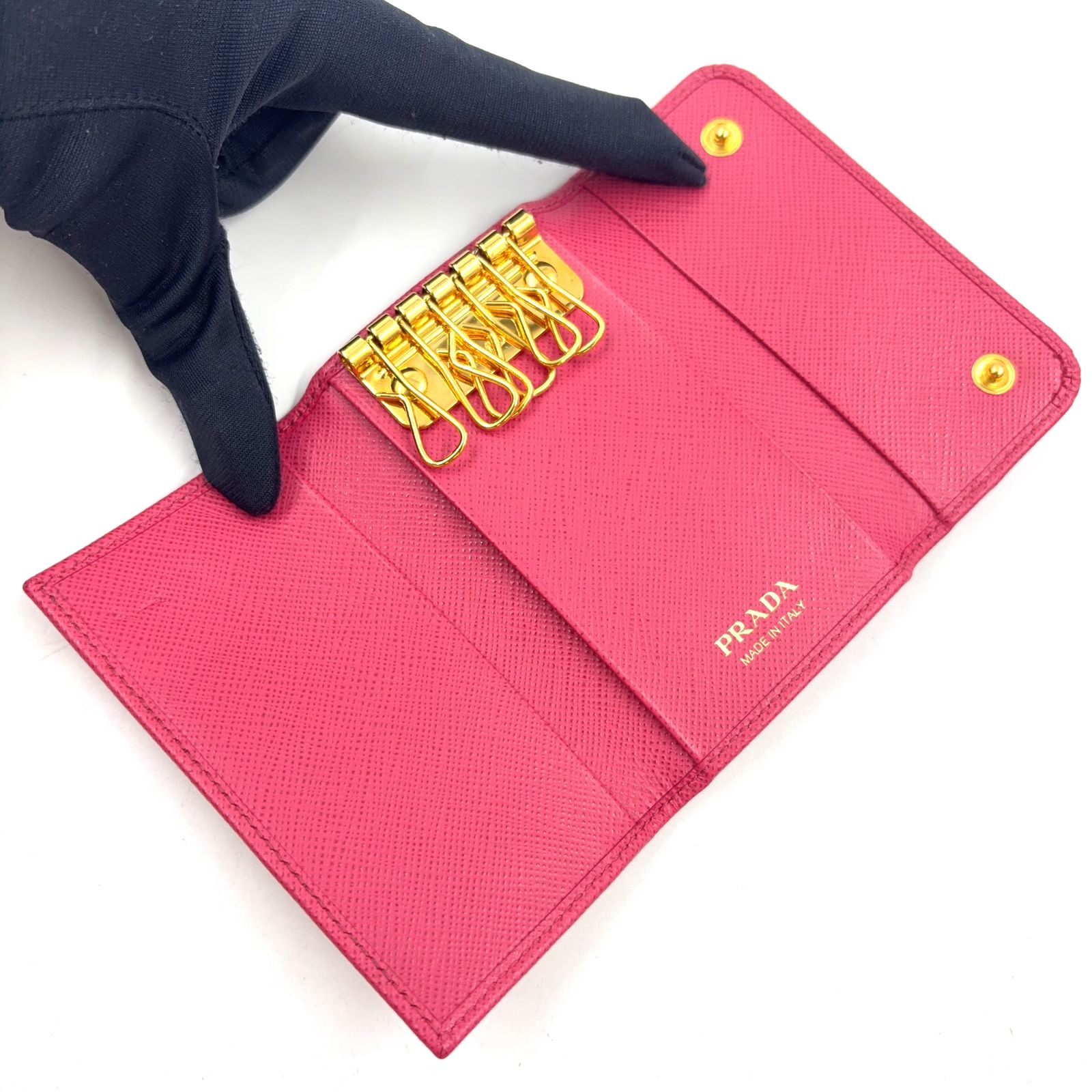 新着】PRADA SAFFIANO METAL 6連 サフィアーノレザー ピンク キー