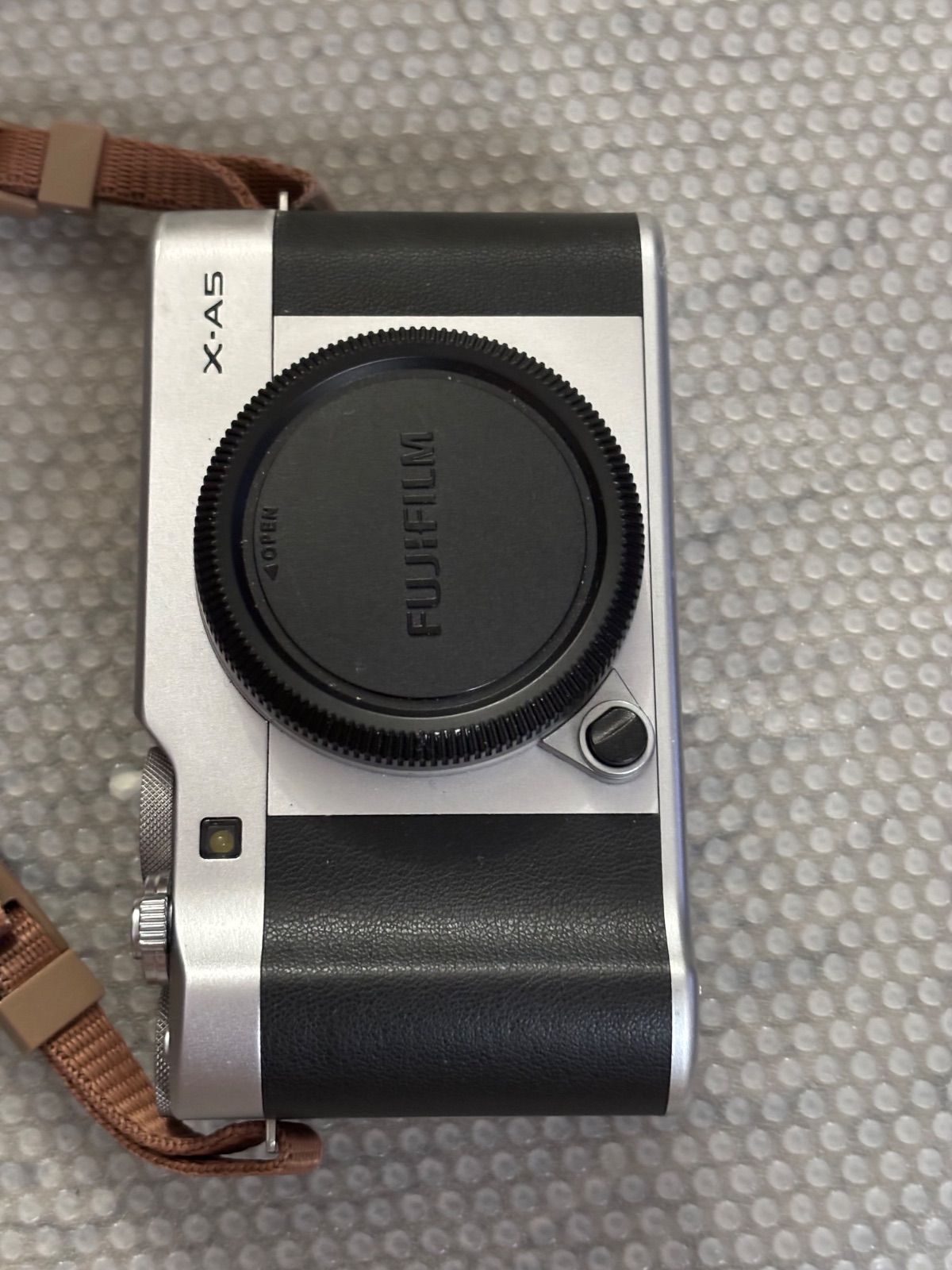 FUJIFILM X-A5 　　26041120