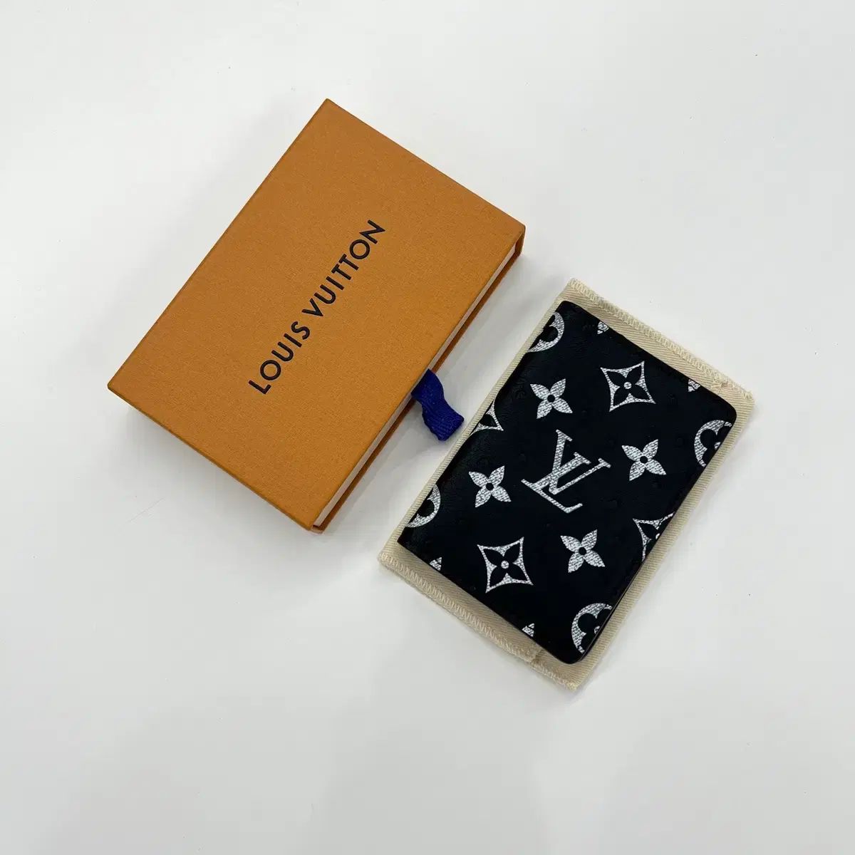Louis Vuitton ルイヴィトン オーストリッチ モノグラム オーガナイザー カードウォレット 150,149円