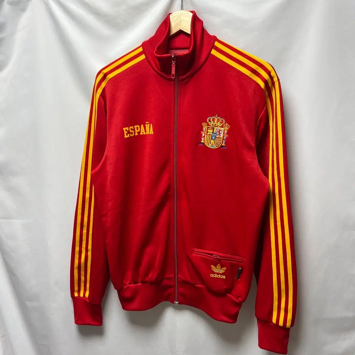 正規品/100 アディダス スペイン サッカー 韓国国家代表 レッド ヨーロッパ IN トラックジャージ/ジャージ