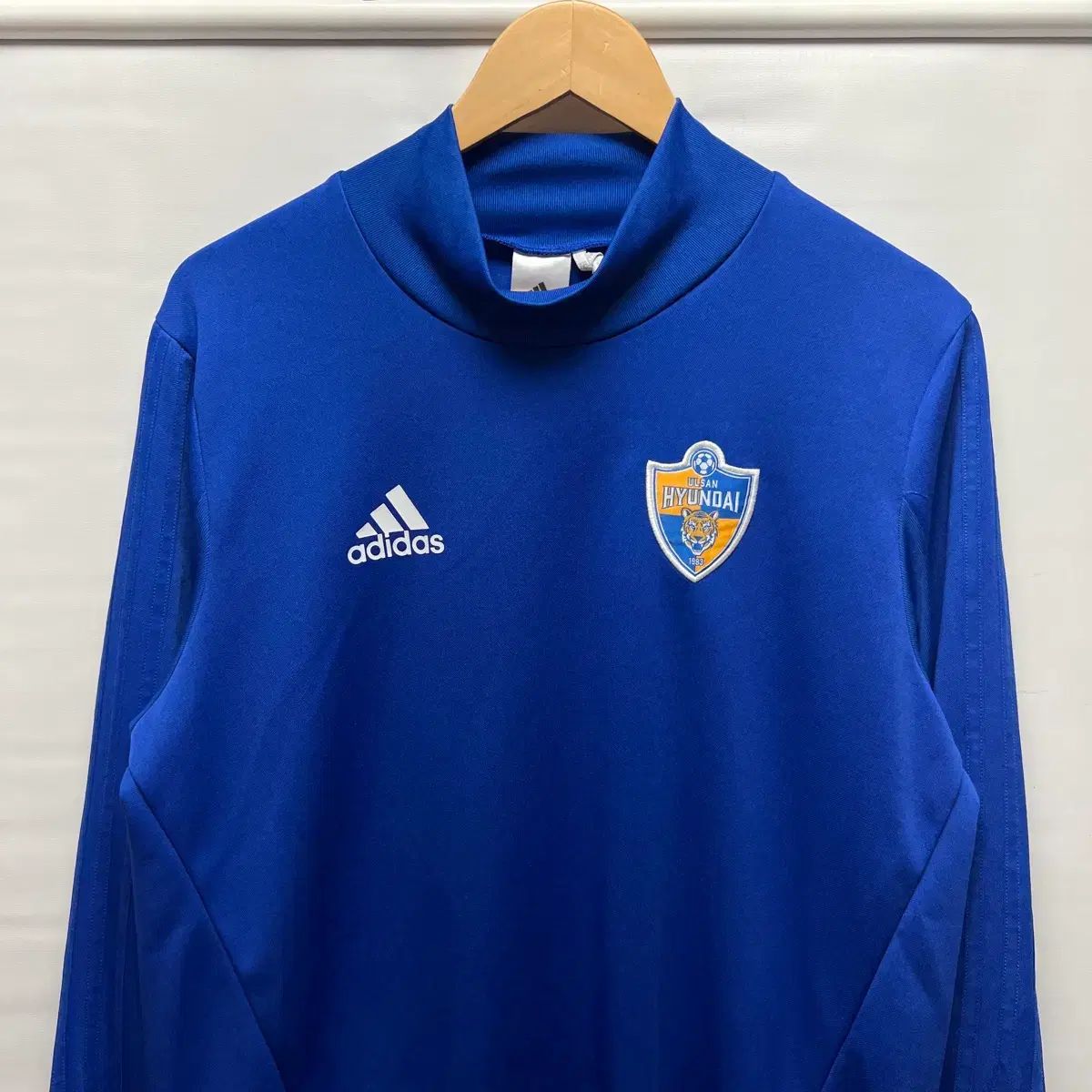 正規品/110 アディダス 蔚山現代（ウルサンゲンダイ）FC トレーナー シェルトップ ウォームアップ