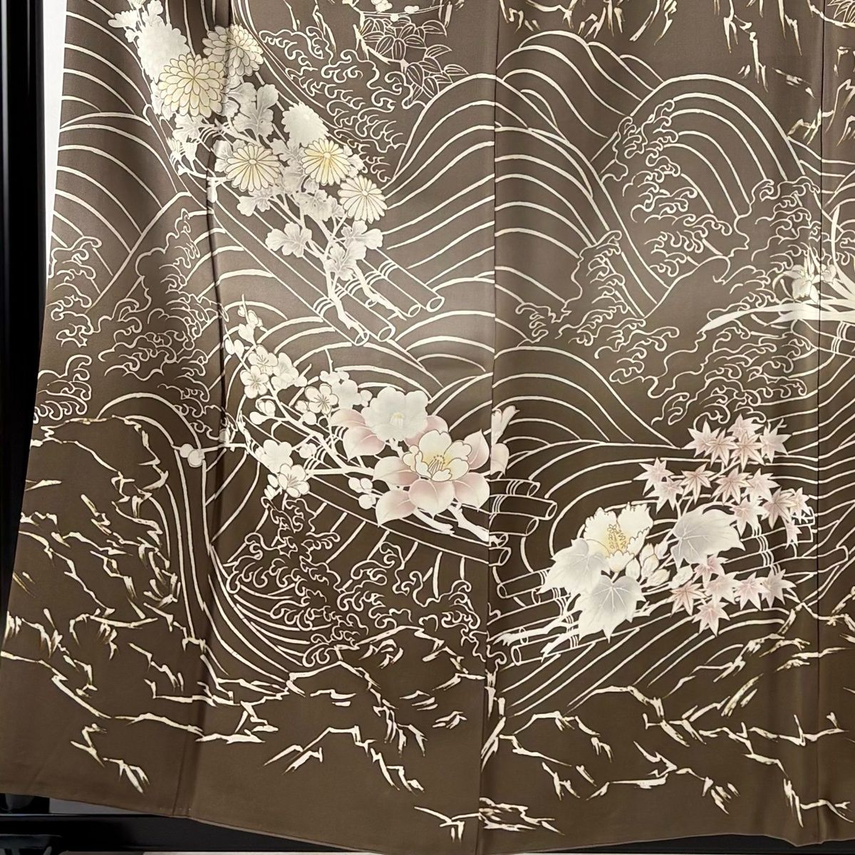訪問着 身丈159cm 裄丈62cm S 袷 花筏 枝花 金彩 灰茶 正絹 秀品 【中古】 訪問着 身丈159cm 裄丈62cm S 袷 花筏 枝花 金彩 灰茶 正絹 秀品 【中古】