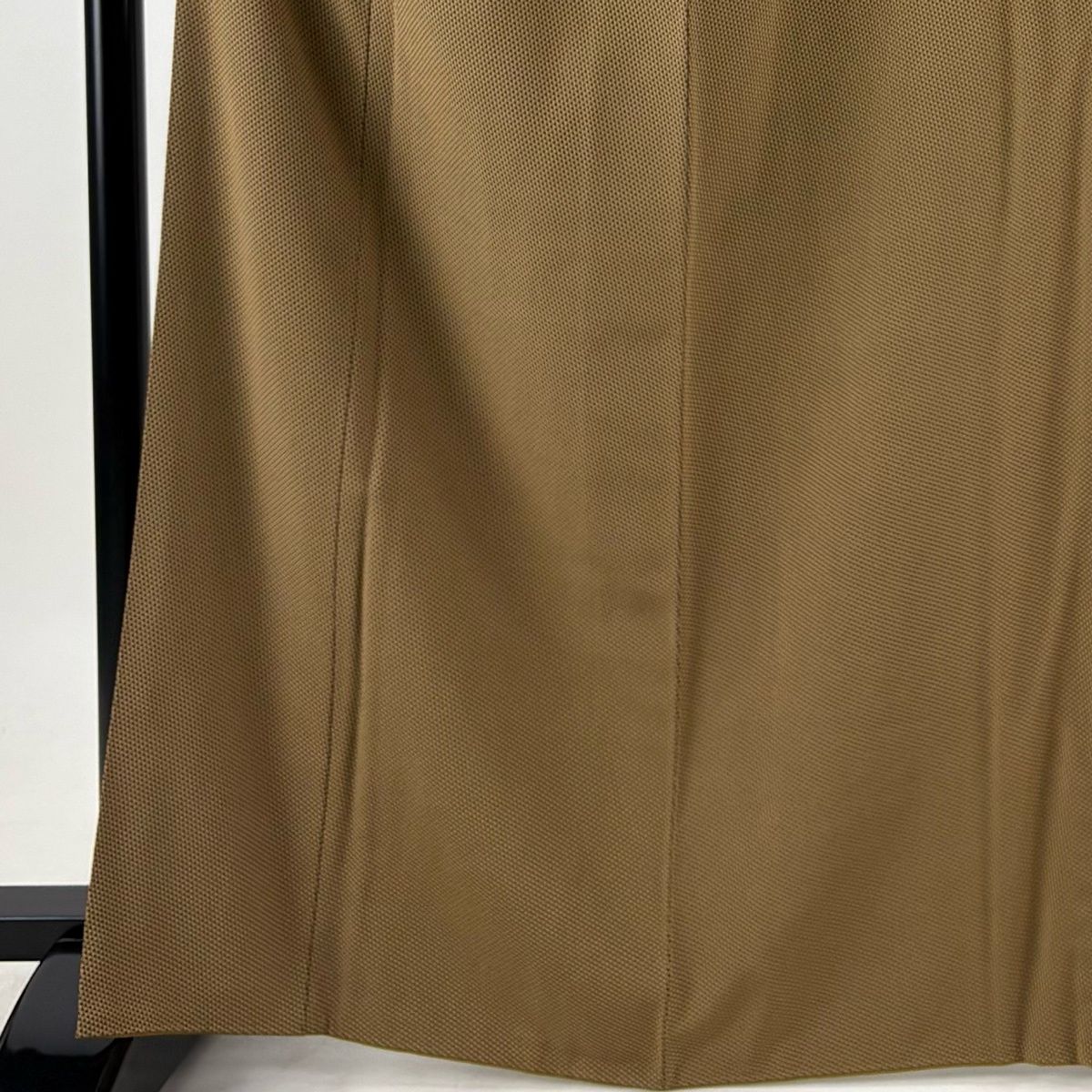 【美品】 小紋 身丈166cm 裄丈63.5cm S 袷 五嶋敏太郎 落款 鱗 茶色 正絹 秀品 【中古】
