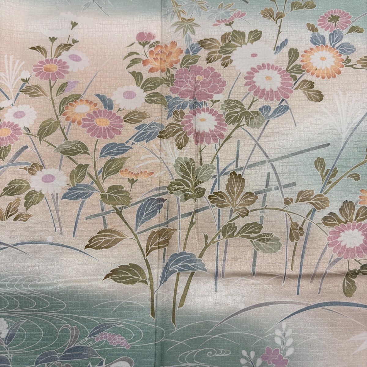訪問着 身丈163cm 裄丈63.5cm S 袷 草花 鴛鴦 染め分け ぼかし 薄緑 正絹 秀品 【中古】