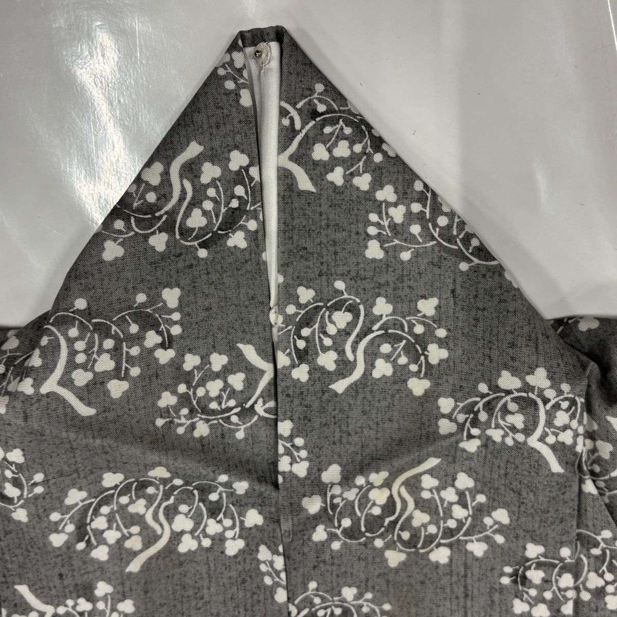 【美品】 小紋 身丈165cm 裄丈65.5cm M 袷 紬地 草花 灰色 正絹 秀品 【中古】