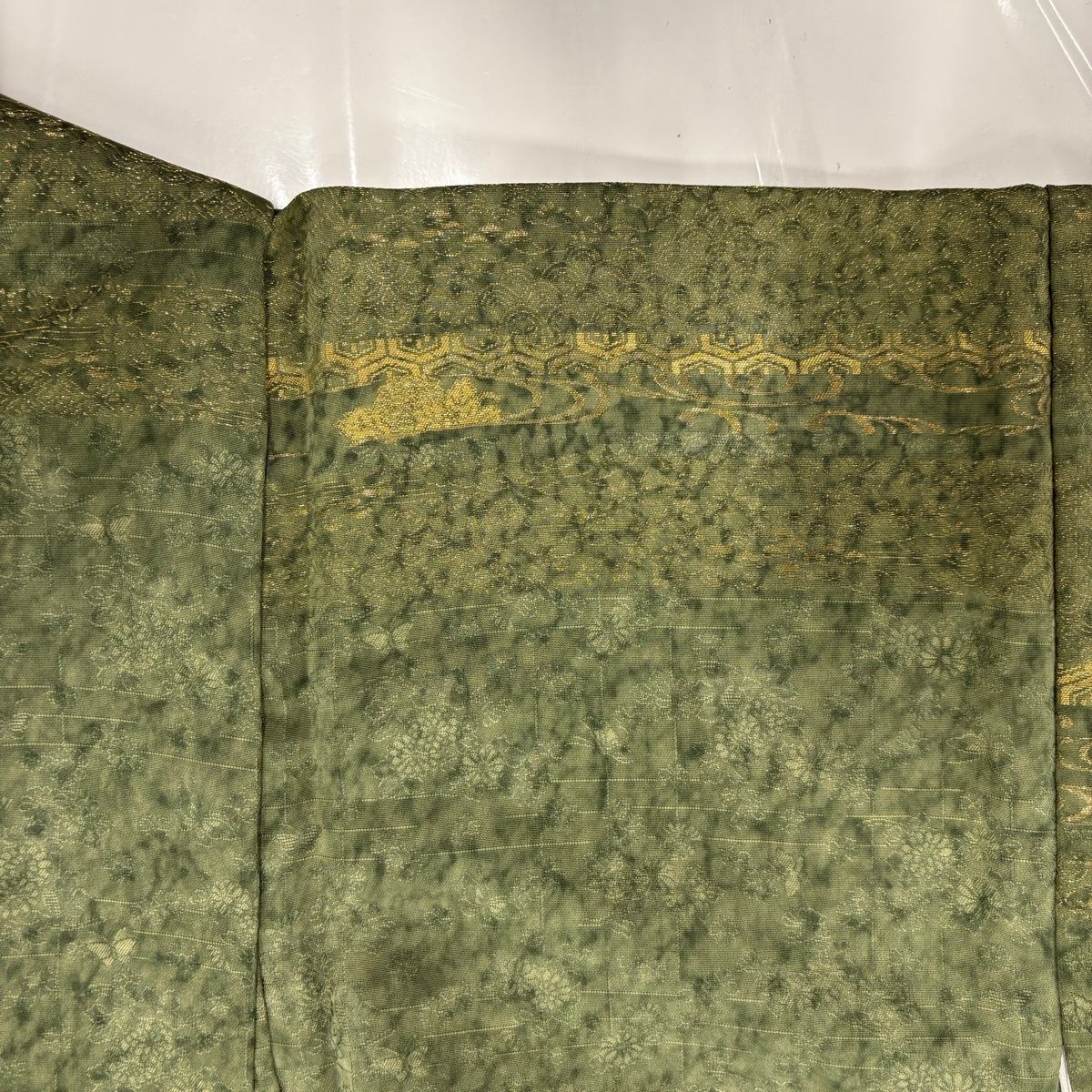 【美品】 付下げ 身丈157cm 裄丈62cm S 袷 草花 霞 金銀糸 染め分け 灰緑 正絹 秀品 【中古】