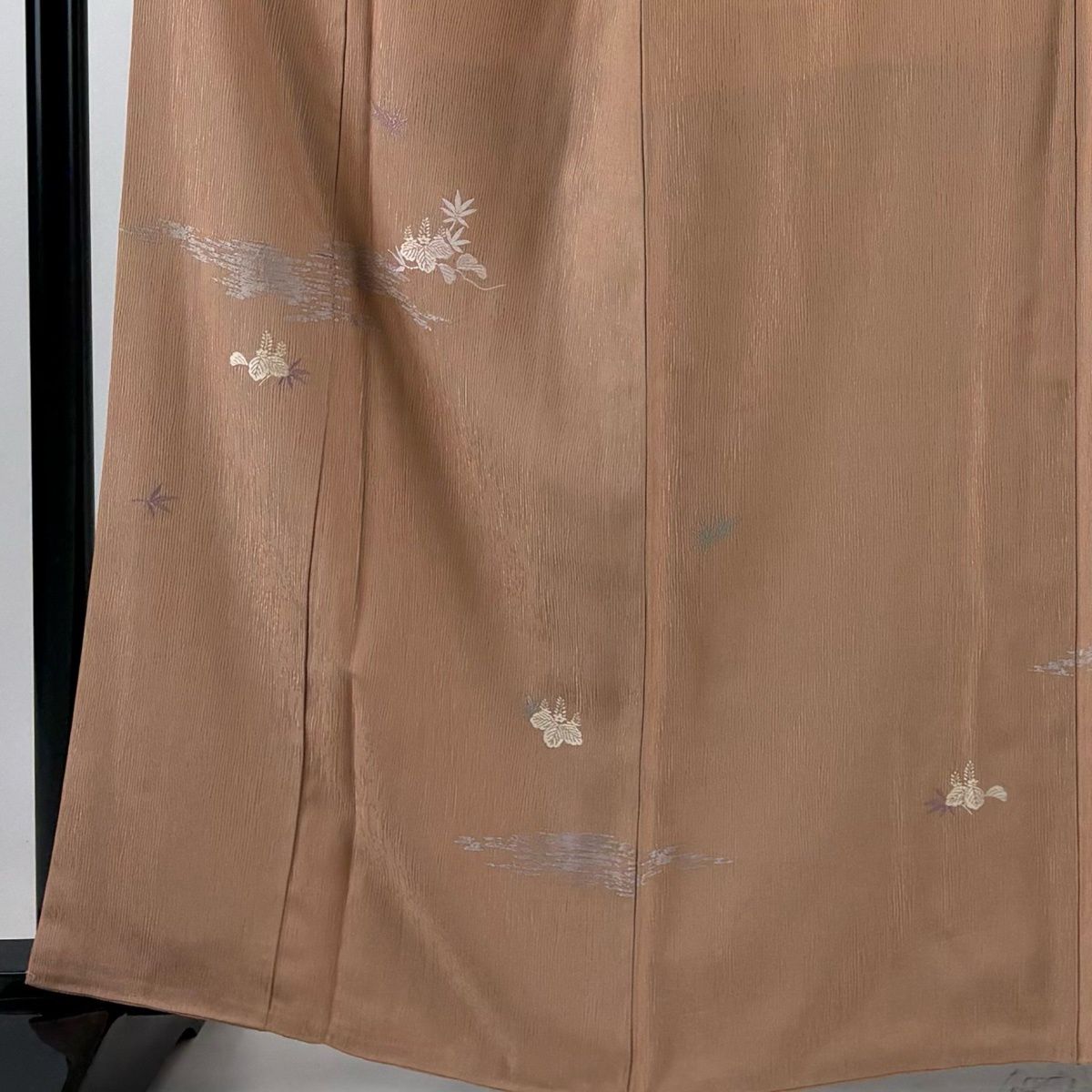 【美品】 付下げ 身丈161.5cm 裄丈66cm M 袷 桐 霞 ピンクベージュ 正絹 秀品 一つ紋 【中古】