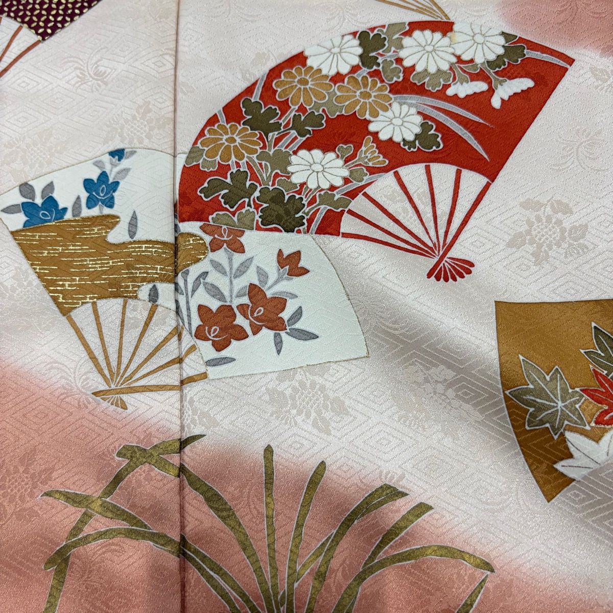 訪問着 身丈164.5cm 裄丈68cm L 袷 扇 草花 金彩 ピンクベージュ 正絹 秀品 【中古】