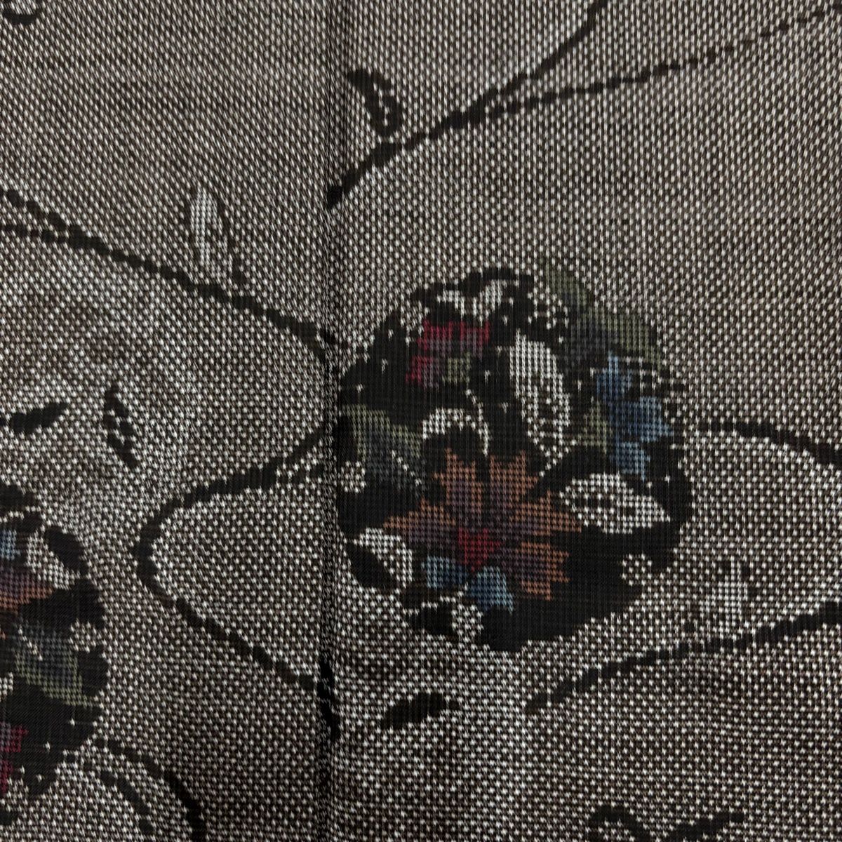 【美品】 大島紬 身丈171cm 裄丈67.5cm L 袷 純泥染 証紙 草花 花唐草 焦茶色 正絹 秀品 【中古】