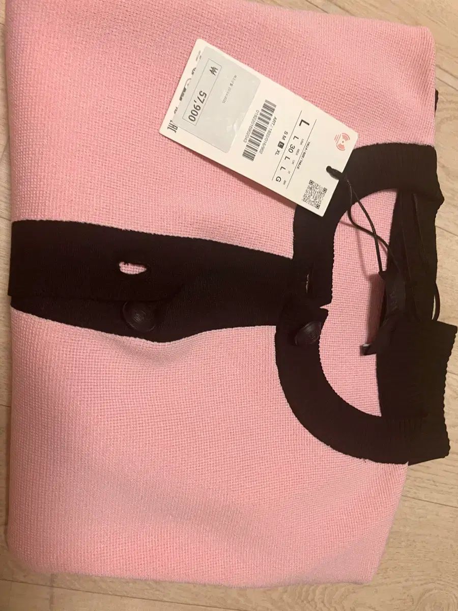 ZARA ピンクニット 新品