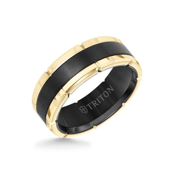 トリトン レディース アクセサリー 指輪 Triton 8MM Tungsten Carbide Ring with Flat Brushed Center and Link Edge Yellow