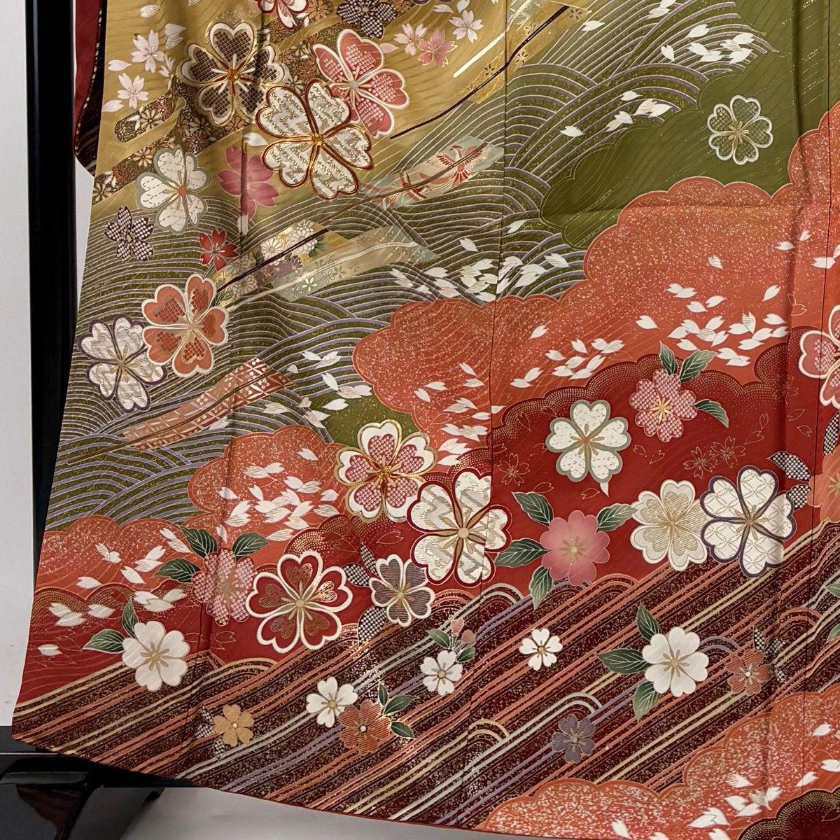振袖 身丈161.5cm 裄丈67.5cm L 袷 桜 ヱ霞 金糸 金銀彩 茶緑色 正絹 秀品 【中古】 振袖 身丈161.5cm 裄丈67.5cm L 袷 桜 ヱ霞 金糸 金銀彩 茶緑色 正絹 秀品 【中古】