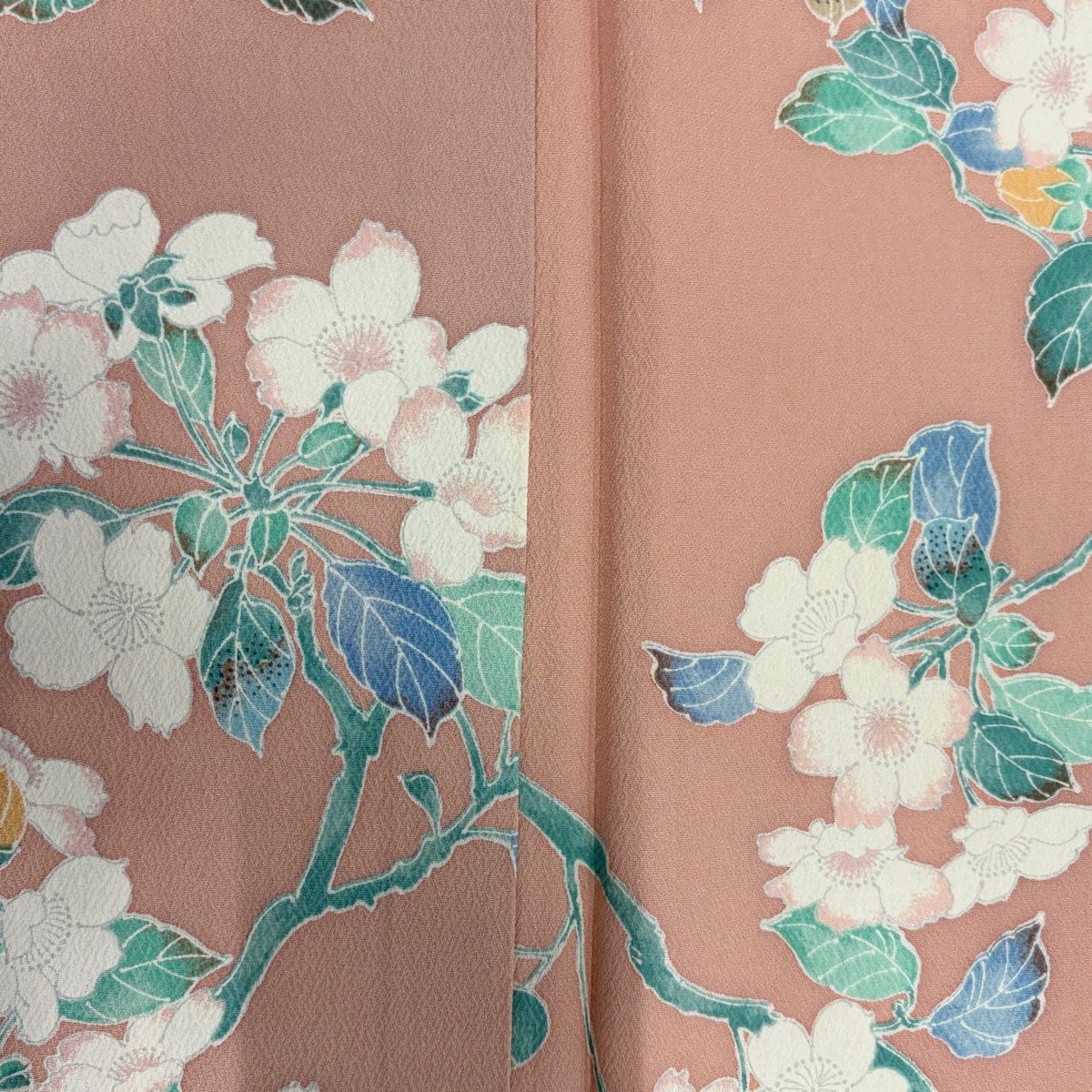 【美品】 小紋 身丈158cm 裄丈64cm M 袷 桜 ピンクベージュ 正絹 秀品 【中古】 【美品】 小紋 身丈158cm 裄丈64cm M 袷 桜 ピンクベージュ 正絹 秀品 【中古】