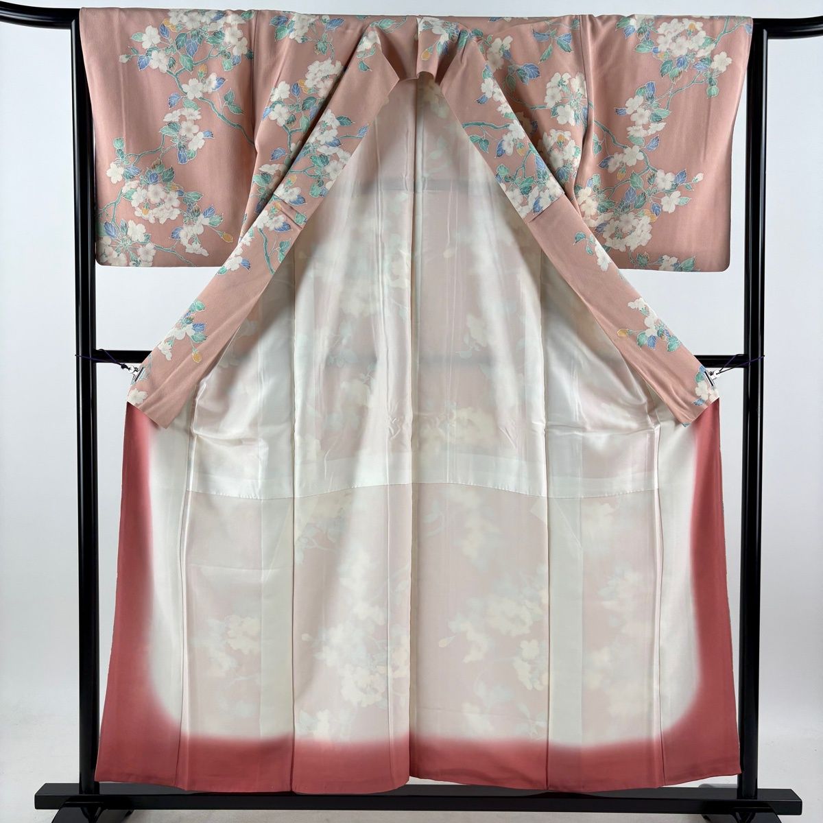【美品】 小紋 身丈158cm 裄丈64cm M 袷 桜 ピンクベージュ 正絹 秀品 【中古】 【美品】 小紋 身丈158cm 裄丈64cm M 袷 桜 ピンクベージュ 正絹 秀品 【中古】