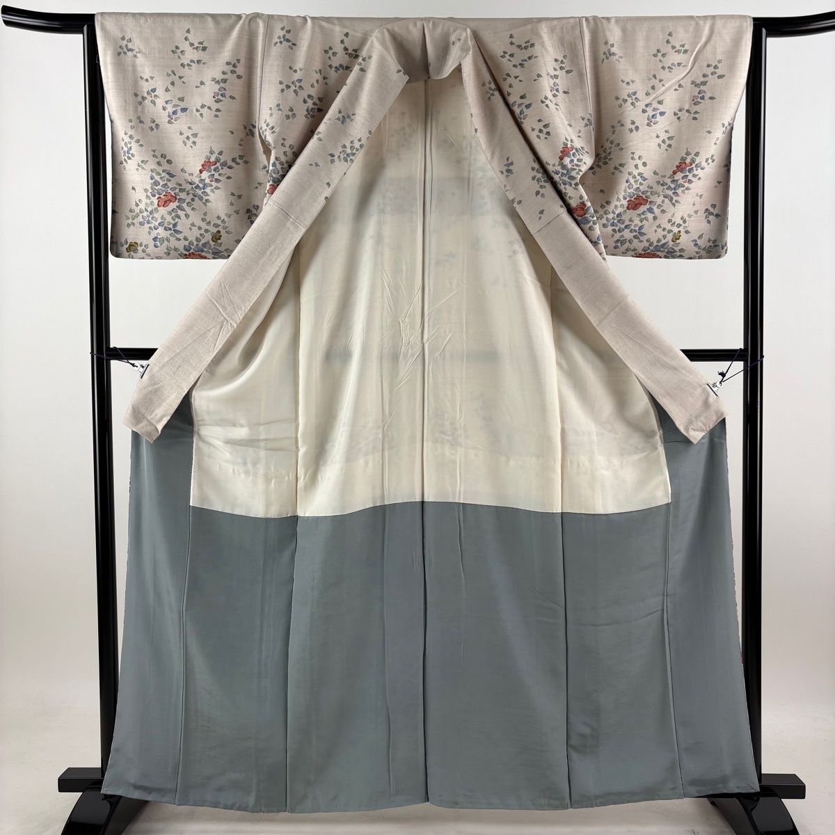 訪問着 身丈163cm 裄丈64cm M 袷 紬地 椿 金彩 ピンクベージュ 正絹 秀品 【中古】