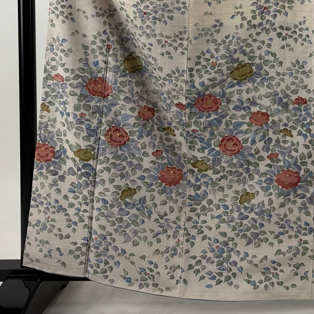 訪問着 身丈163cm 裄丈64cm M 袷 紬地 椿 金彩 ピンクベージュ 正絹 秀品 【中古】