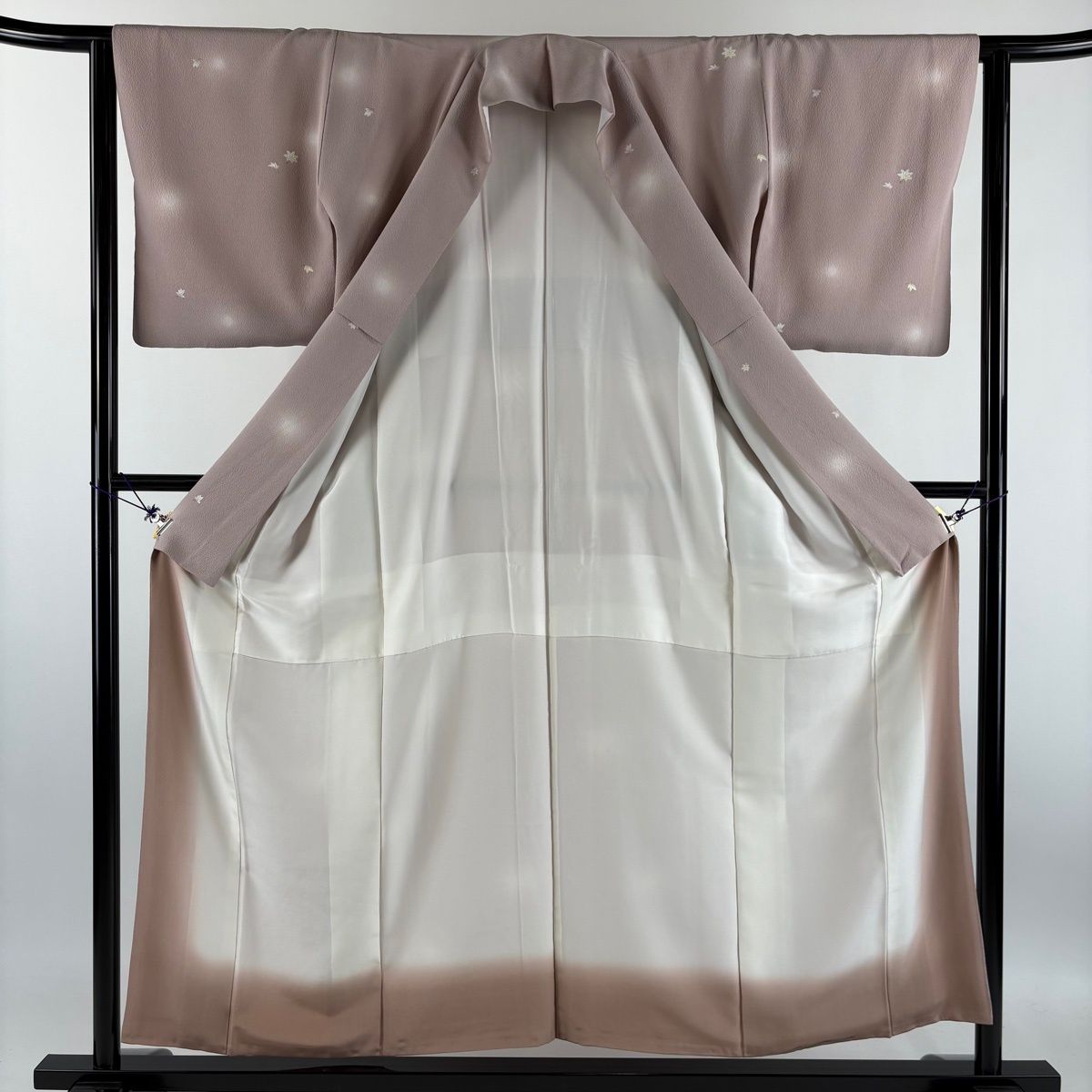 【美品】 小紋 身丈153.5cm 裄丈62.5cm S 袷 楓 蛍ぼかし 縮緬 薄小豆 正絹 秀品 【中古】 【美品】 小紋 身丈153.5cm 裄丈62.5cm S 袷 楓 蛍ぼかし 縮緬 薄小豆 正絹 秀品 【中古】