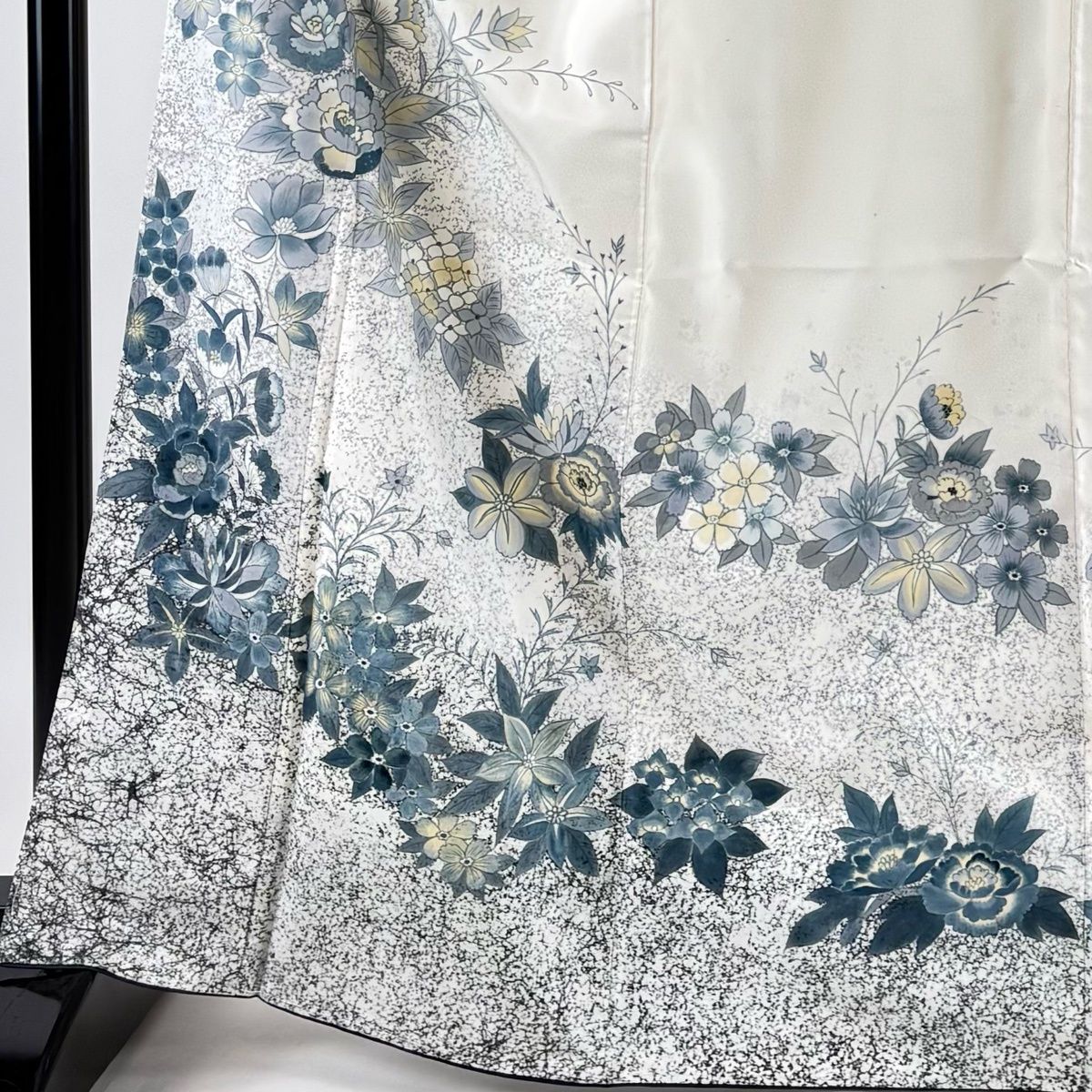 訪問着 身丈166cm 裄丈68cm L 袷 紬地 落款 草花 幾何学 クリーム 正絹 秀品 【中古】
