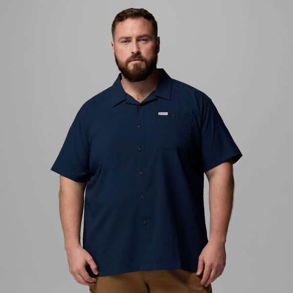 コロンビア メンズ トップス シャツ Columbia Mens Utilizer Woven Short Sleeve Button Up Shirt Collegiate Navy ネイビー