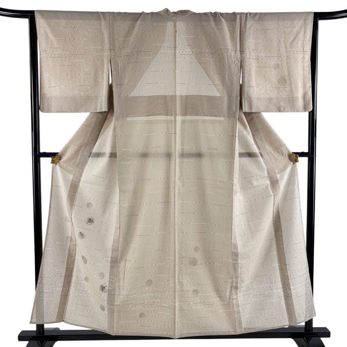 訪問着 身丈156cm 裄丈65cm M 薄物 縦絽 団扇 草花 刺繍 銀糸 薄茶色 正絹 名品 一つ紋 【中古】 15,914円