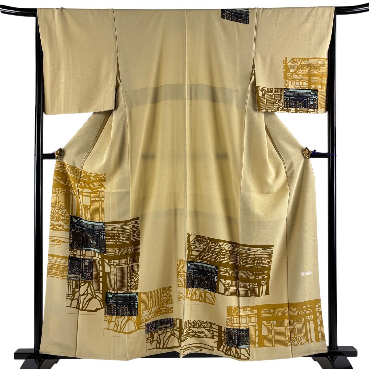 【美品】 訪問着 身丈157cm 裄丈66cm M 袷 落款 建物 ベージュ 正絹 名品 【中古】