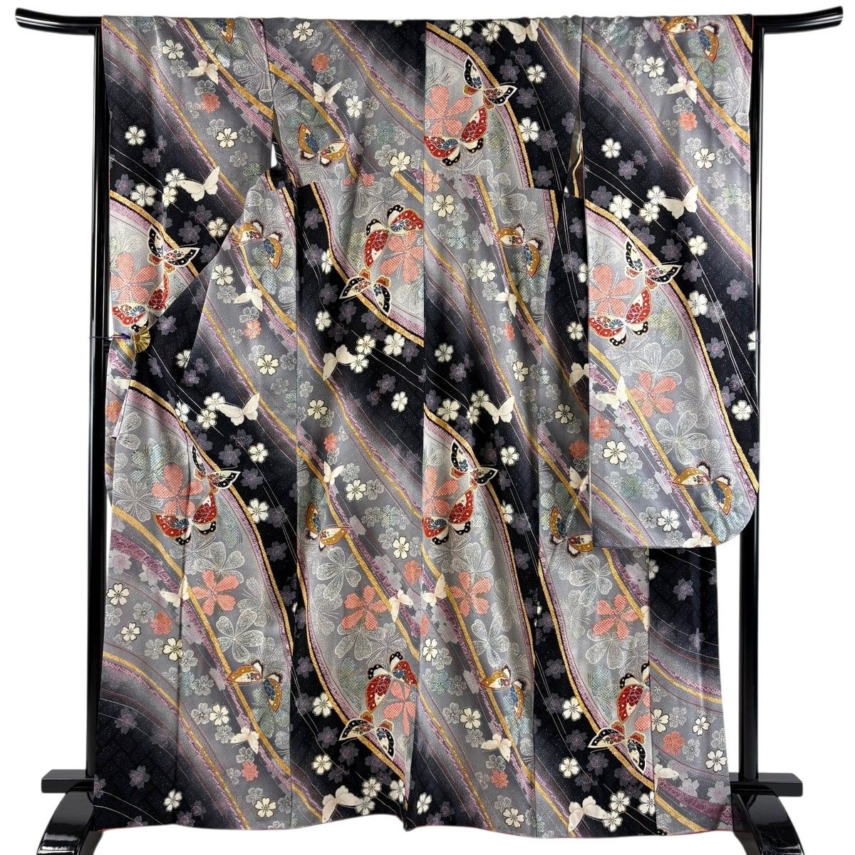 【美品】 振袖 身丈164cm 裄丈66.5cm M 袷 蝶 桜 金銀彩 ぼかし 灰色 正絹 名品 【中古】