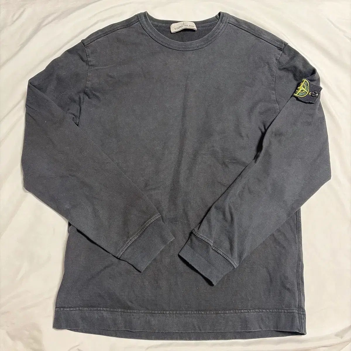 ストーンアイランド 長袖 ラウンドネック Tシャツ ブラック