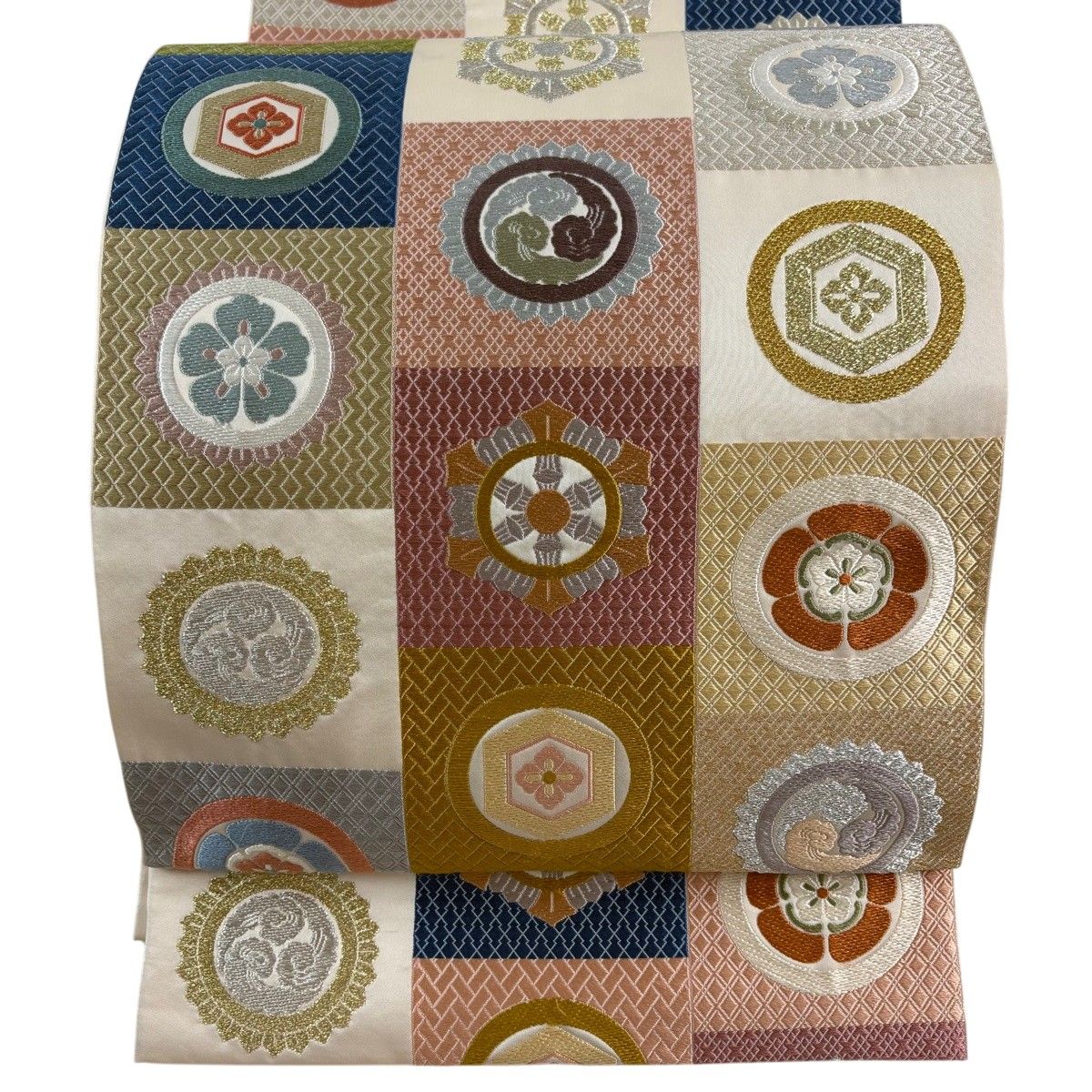 袋帯 名品 落款 市松能衣文様 丸文 花 金銀糸 ベージュ 六通 正絹 【中古】