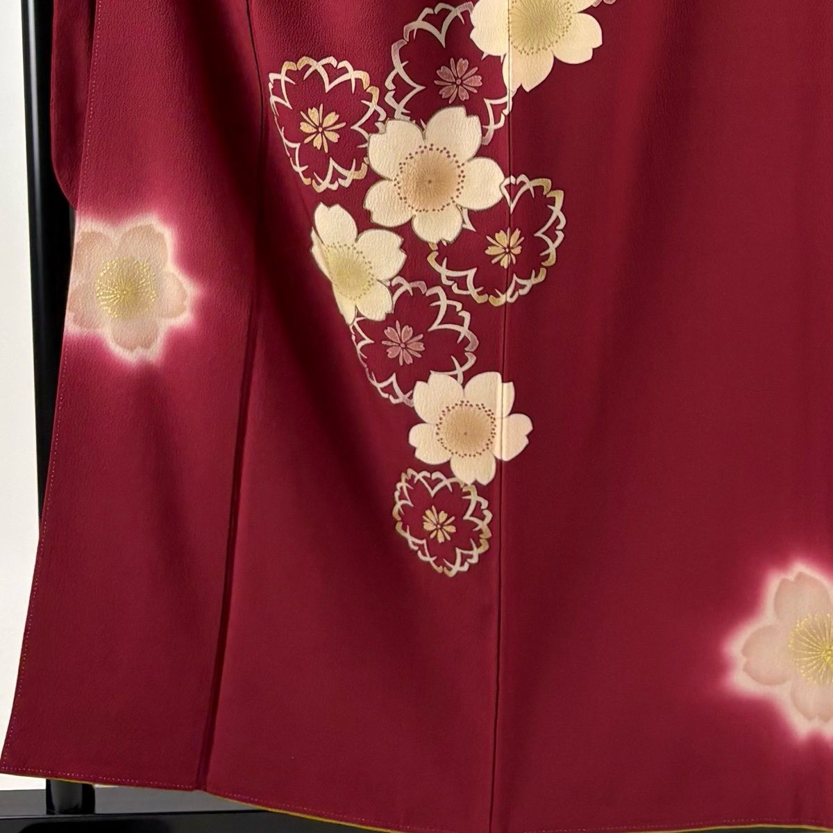 振袖 身丈158cm 裄丈66cm M 袷 桜 金糸 金彩 えんじ色 正絹 秀品