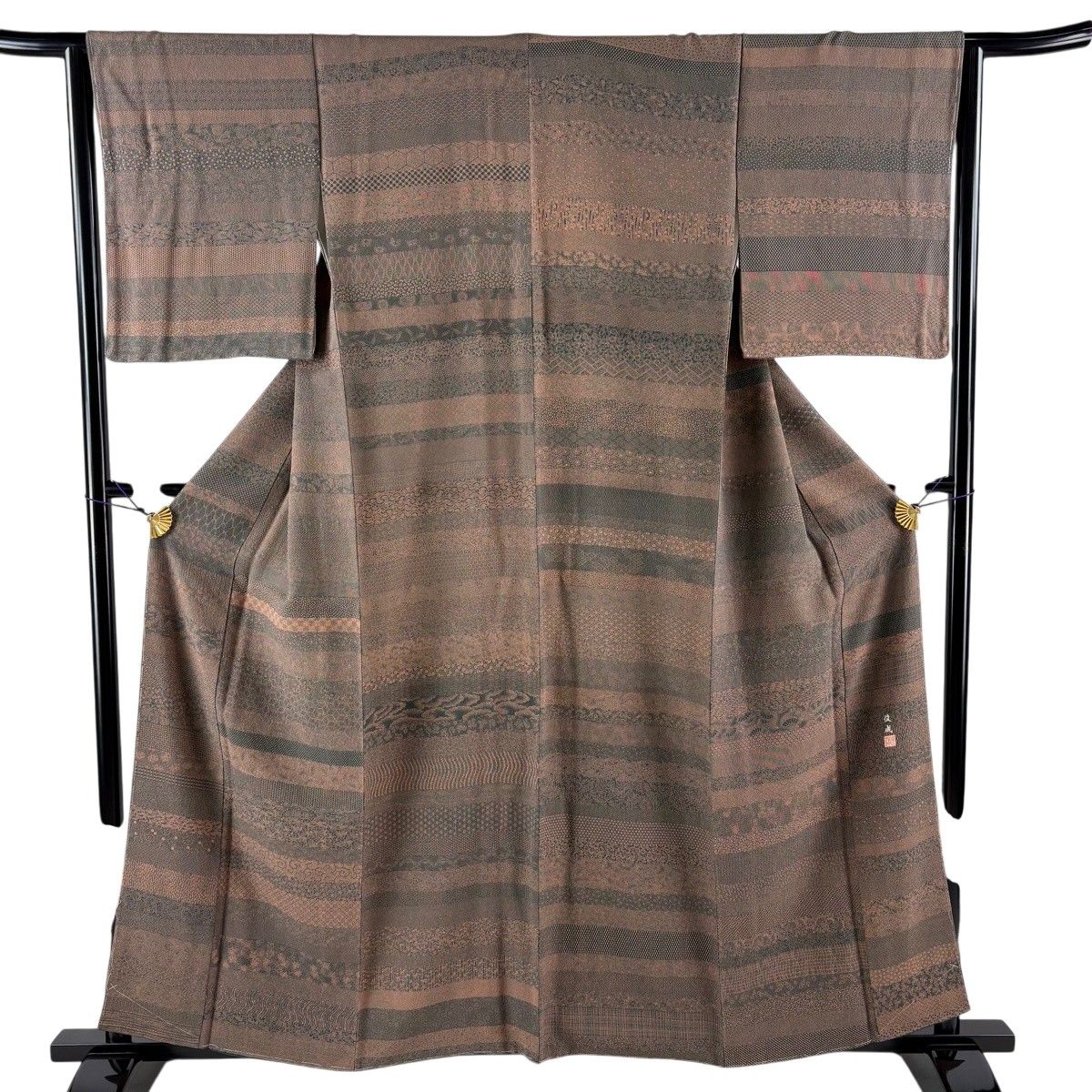 【美品】 江戸小紋 身丈159cm 裄丈64cm M 袷 落款 寄せ柄 菊 縮緬 深緑 正絹 秀品 【中古】