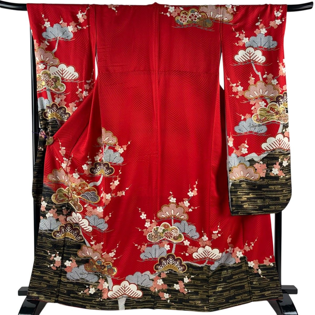 振袖 身丈165cm 裄丈69cm L 袷 松梅 蝶 金糸 金彩 赤 正絹 秀品 【中古】