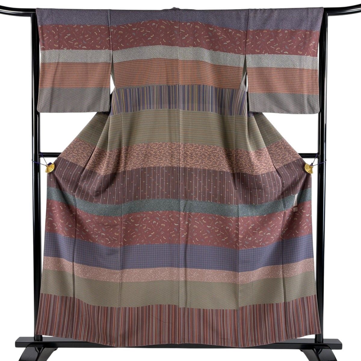 【美品】 付下げ 身丈157cm 裄丈64cm M 袷 落款 かんざし 小花 茶紫 正絹 秀品 【中古】