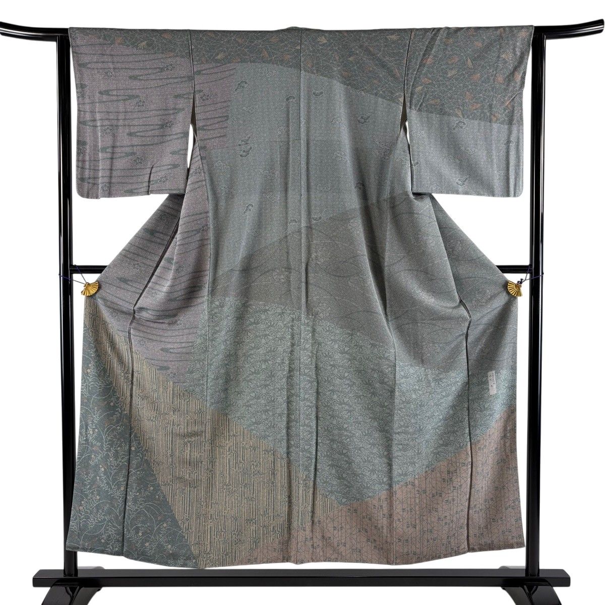 【美品】 訪問着 身丈154cm 裄丈62cm S 袷 落款 竹 菊 灰緑 正絹 秀品 【中古】
