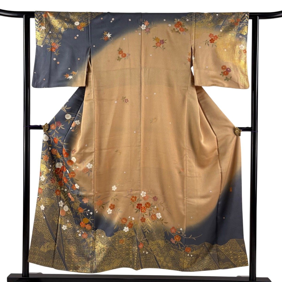 訪問着 身丈151cm 裄丈61cm S 袷 落款 枝垂れ桜 有職文様 刺繍 金彩 青灰色 正絹 秀品 【中古】