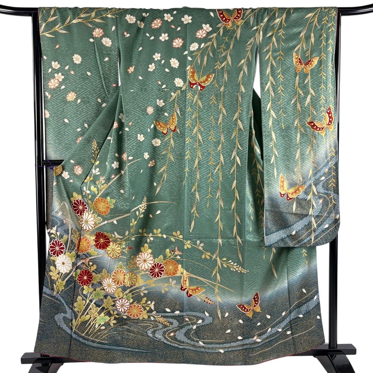 振袖 身丈160cm 裄丈66cm M 袷 菊 流水 金彩 金糸 緑 正絹 秀品 【中古】