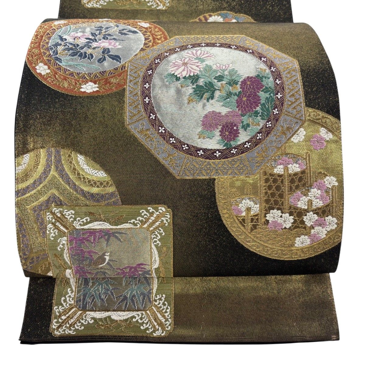 袋帯 逸品 じゅらく 落款 じゅらく帝王紫 絵皿 草花 金銀糸 箔 金色 お太鼓柄 正絹 【中古】