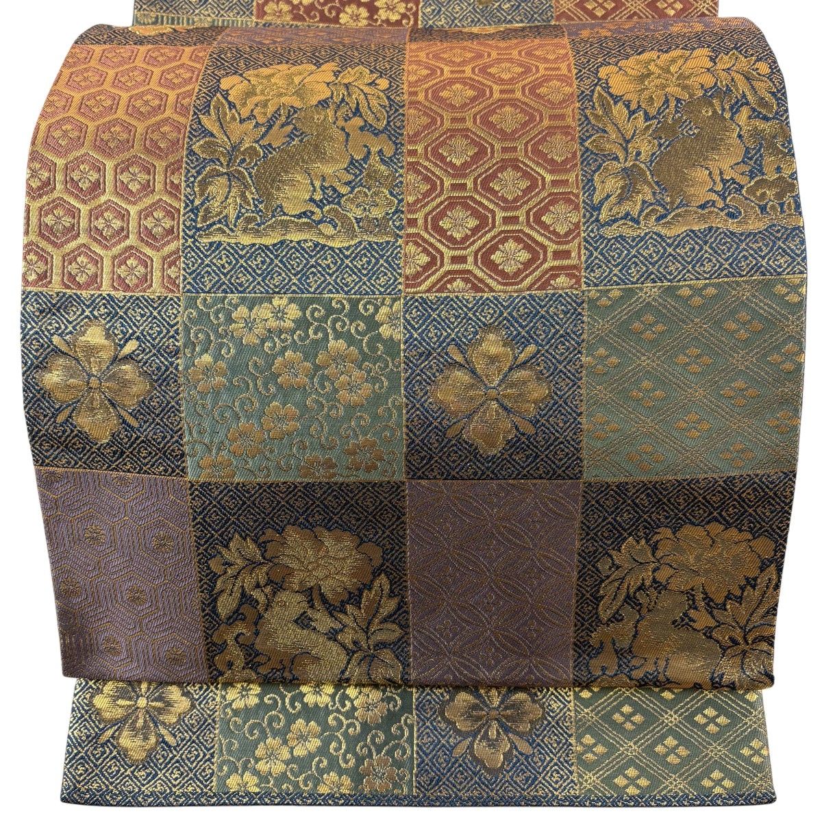 【美品】 袋帯 秀品 花兎 有職文様 箔 紺色 全通 正絹 【中古】