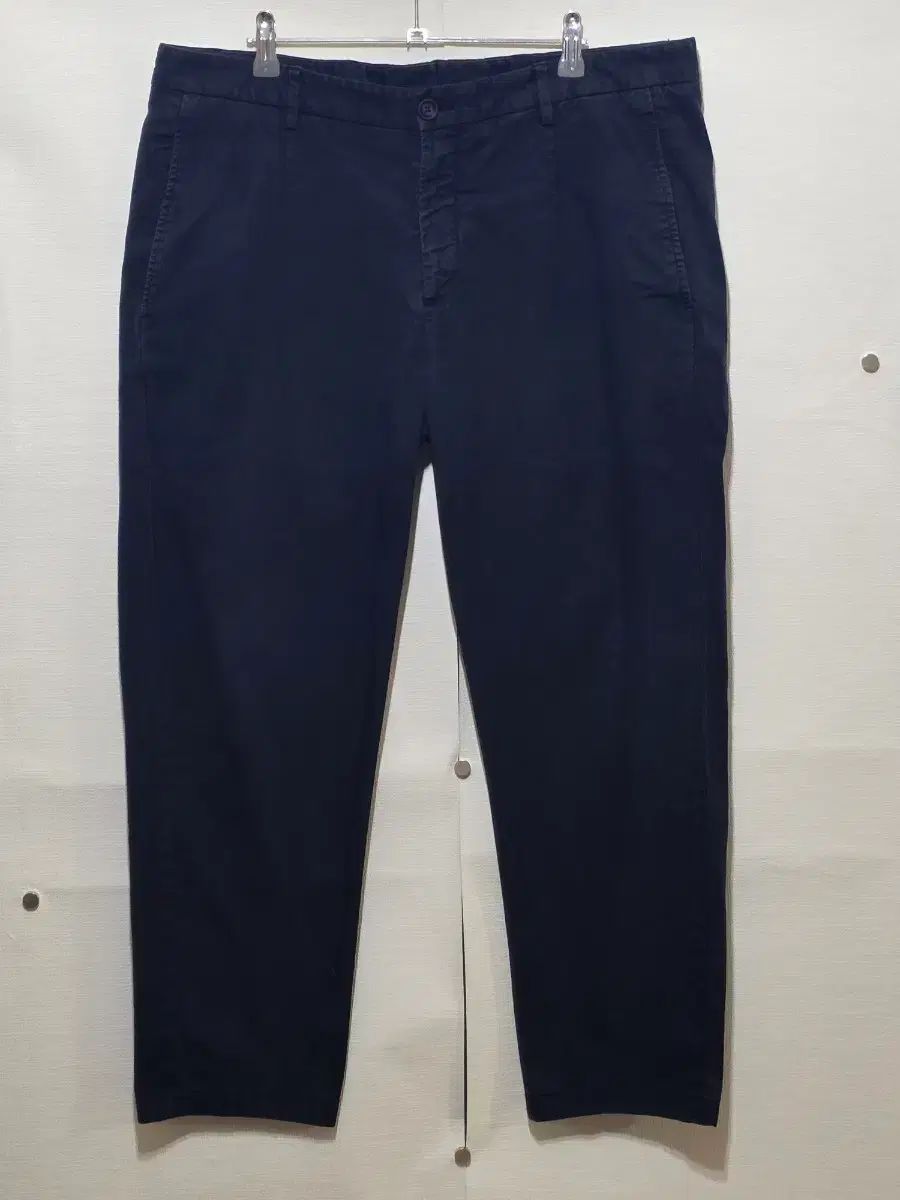 正規品 GIORGIO ARMANI ネイビー コットン パンツ 92-103